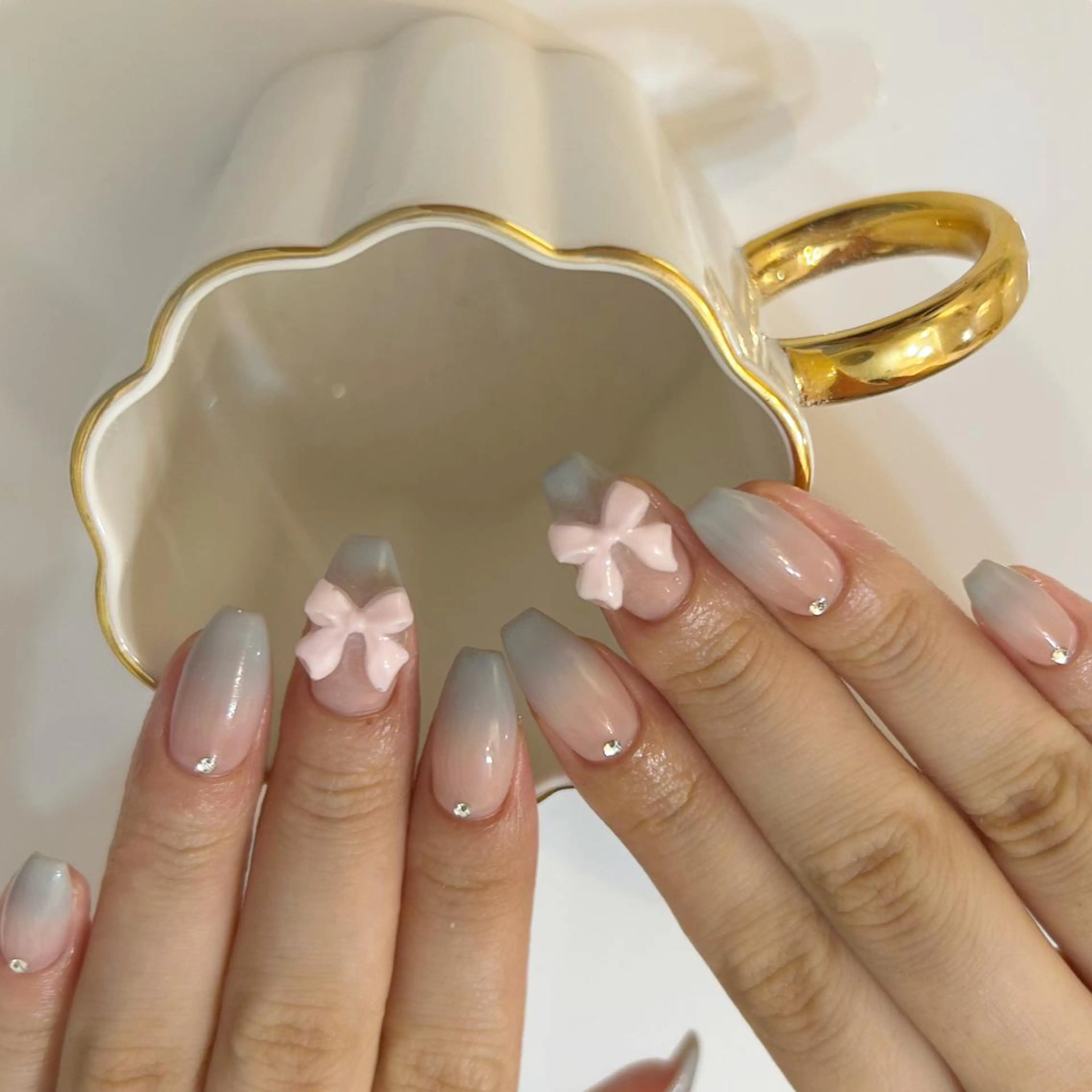 ネイル ハンドネイル ViViA momokaのネイルデザイン