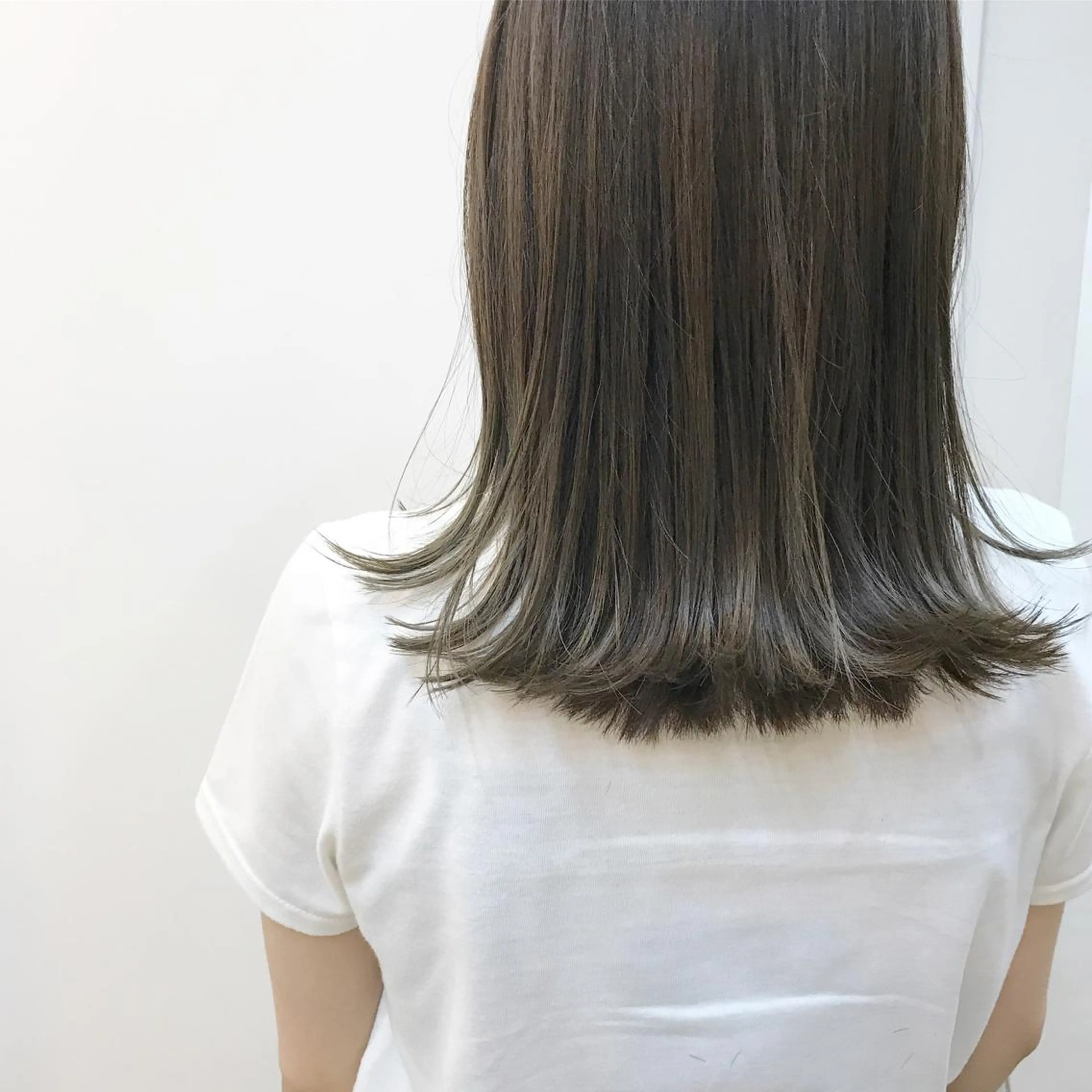 カラー アッシュ Click所属・クニモト ハルナのヘアスタイル