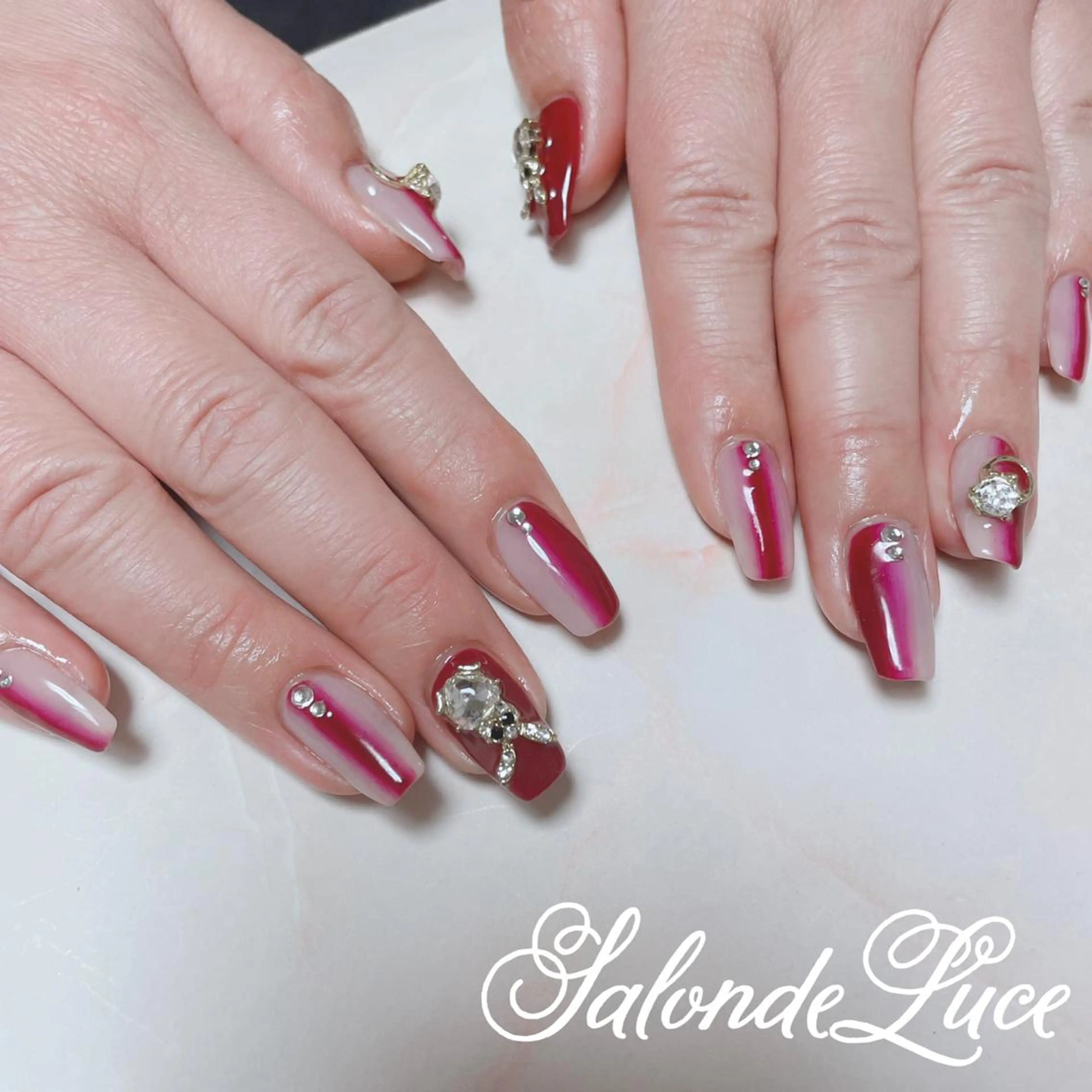 ネイル グラデーション ハンドネイル Salon de Luceのネイルデザイン