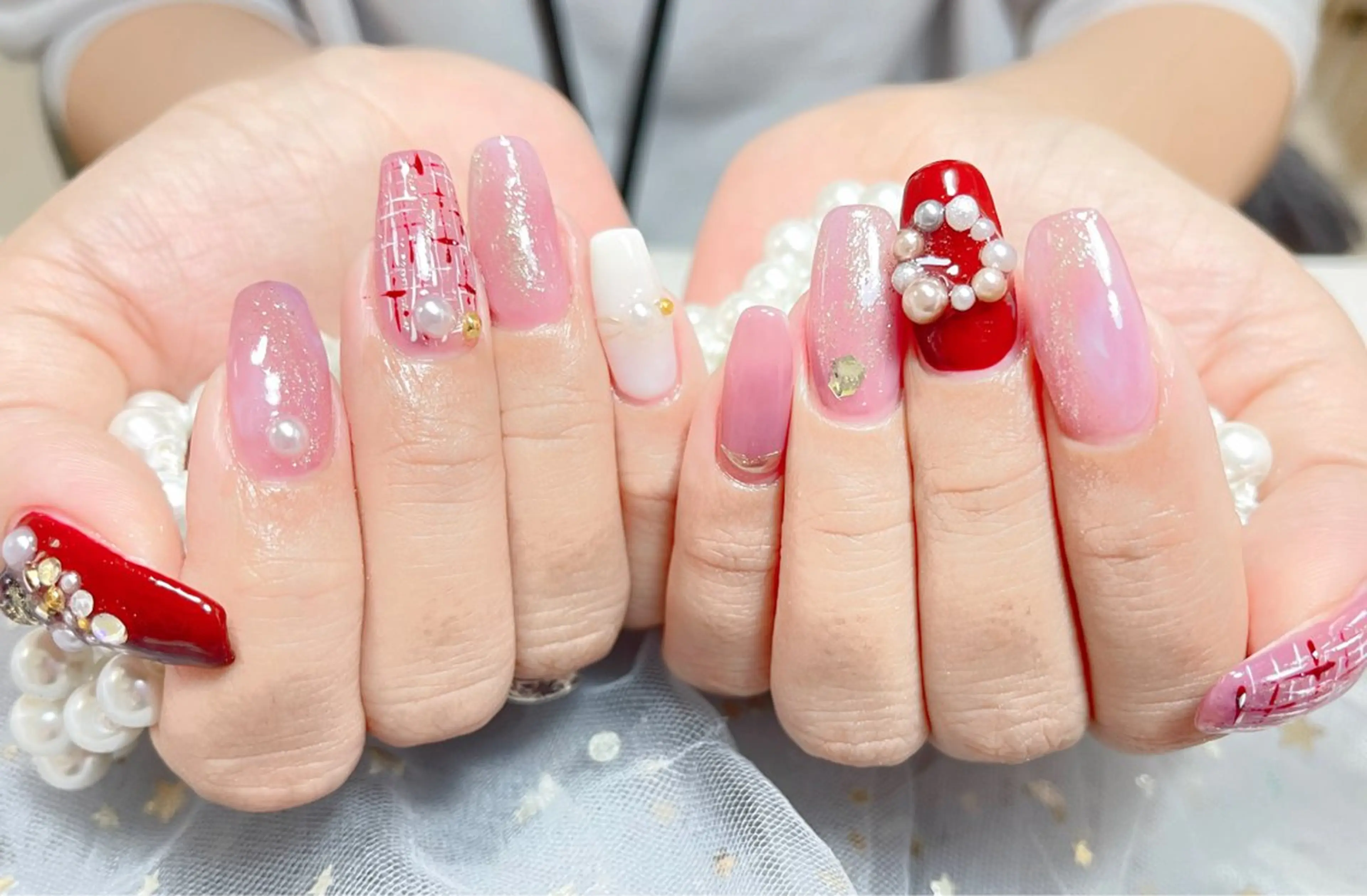 ネイル ハンドネイル 🎀ネイルサロン エクラYUI🎀のネイルデザイン