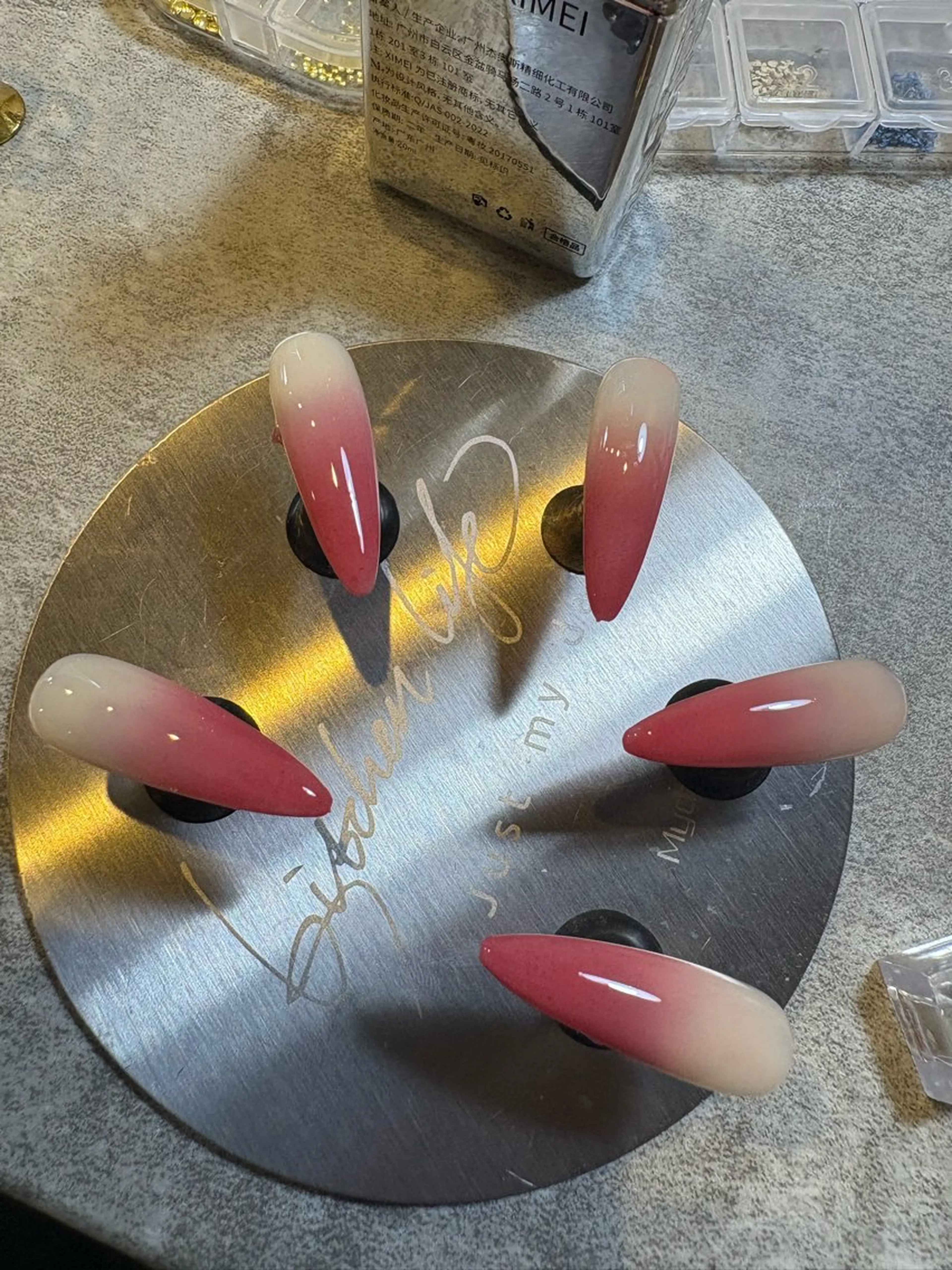 ネイル ハンドネイル mi kaのネイルデザイン