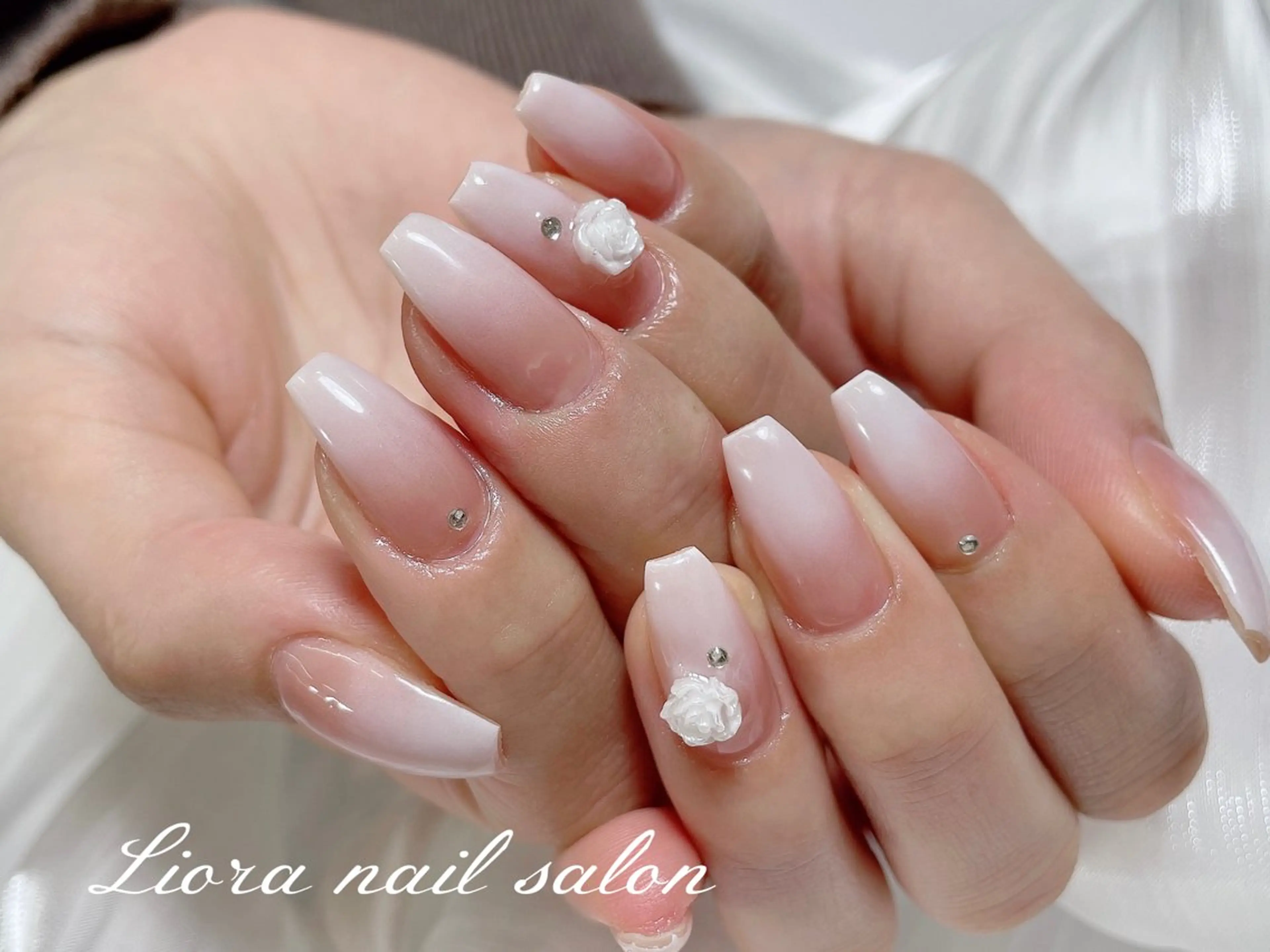 ネイル チークネイル フットネイル フレンチネイル ジェルネイル ガーリー ハンドネイル Liora ネイルサロン所属・Liora nail salonのネイルデザイン