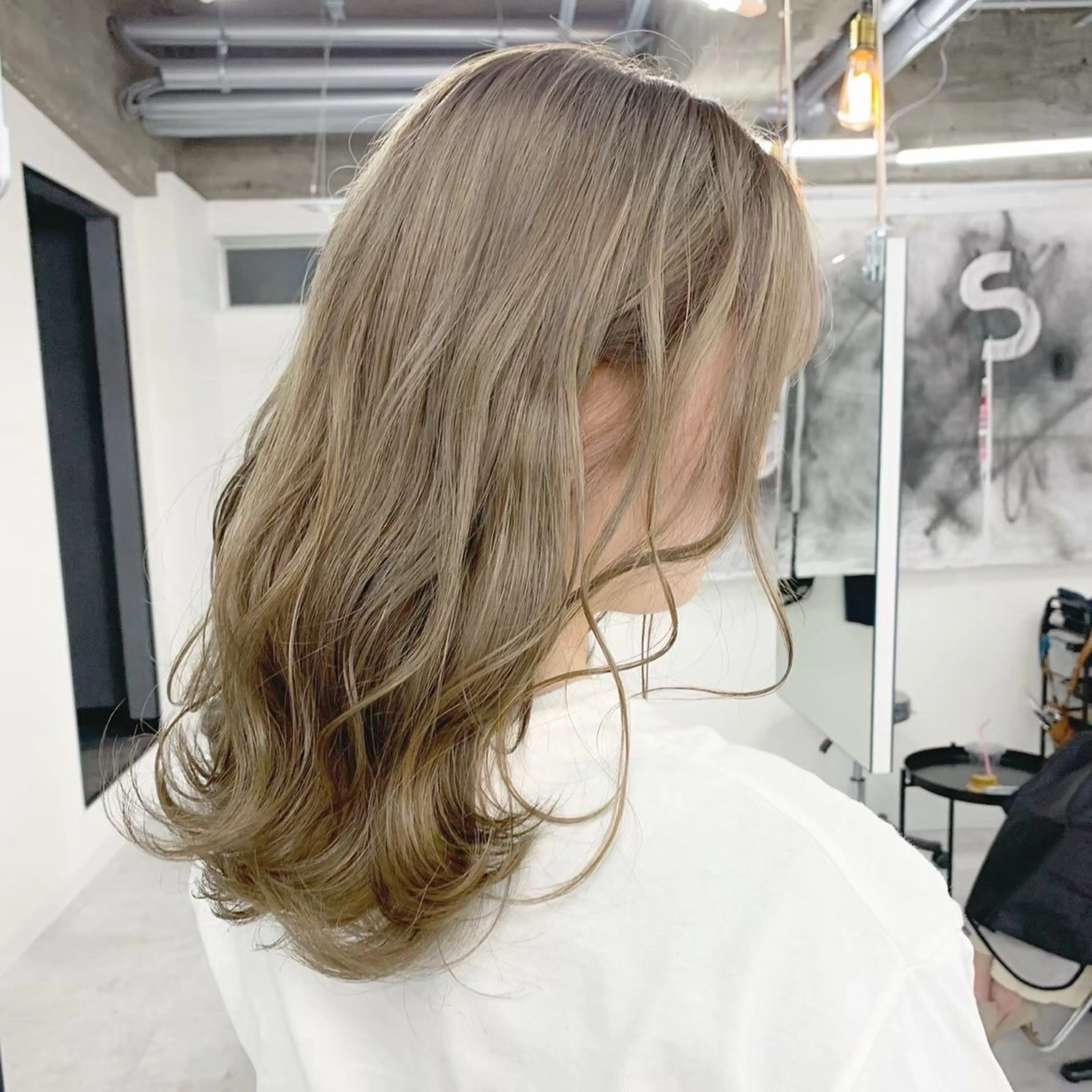 セミロング カラー ヘアカラー トリートメント 〖clan〗 ෆ˚*Yᑌᑎᗩ໒꒱·のヘアスタイル