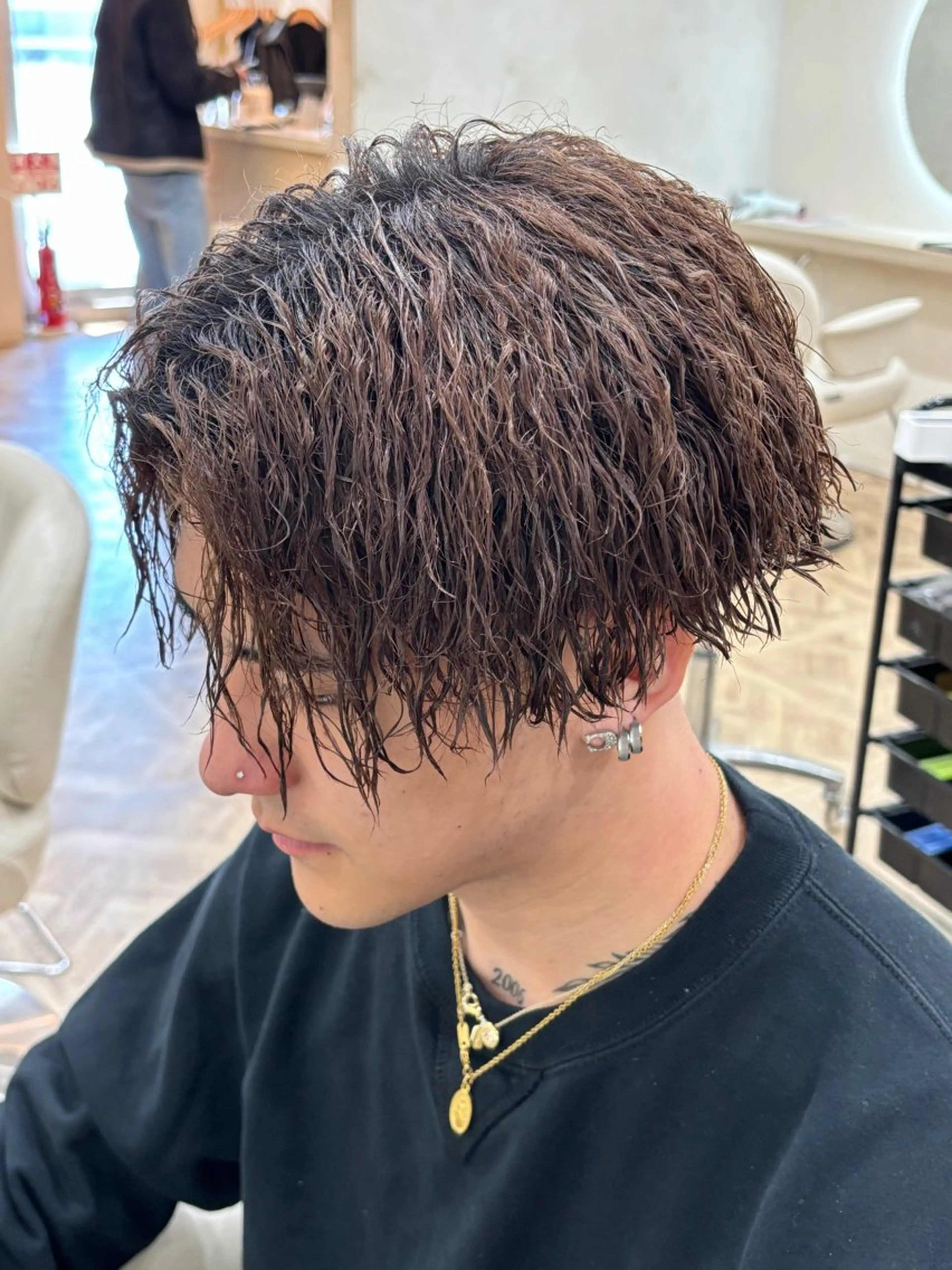 ショート パーマ メンズ カット パーマ トリートメント パーマ職人DAIKI ツイスパ/波巻きのヘアスタイル