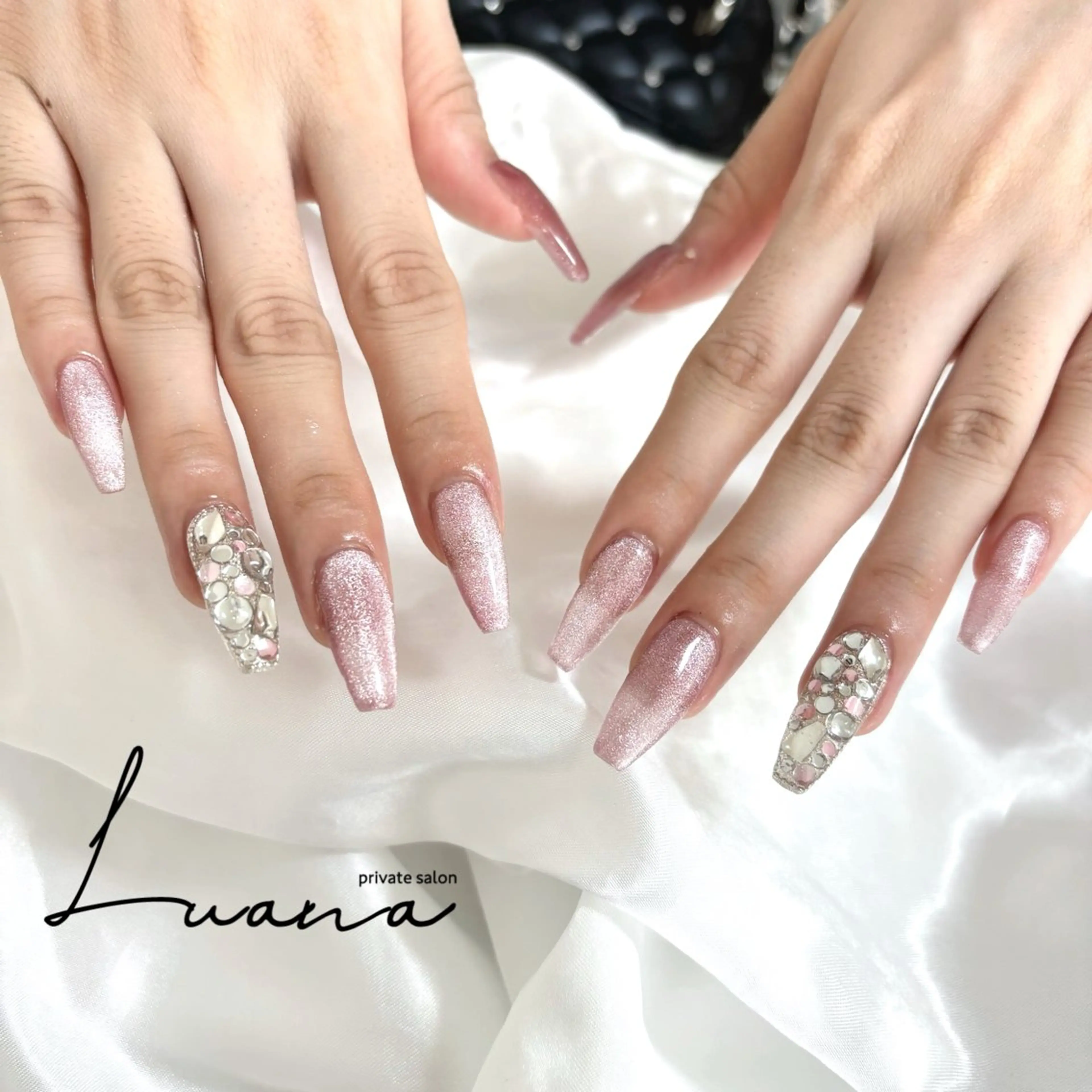 ネイル マグネットネイル ハンドネイル Luana Aoiのネイルデザイン