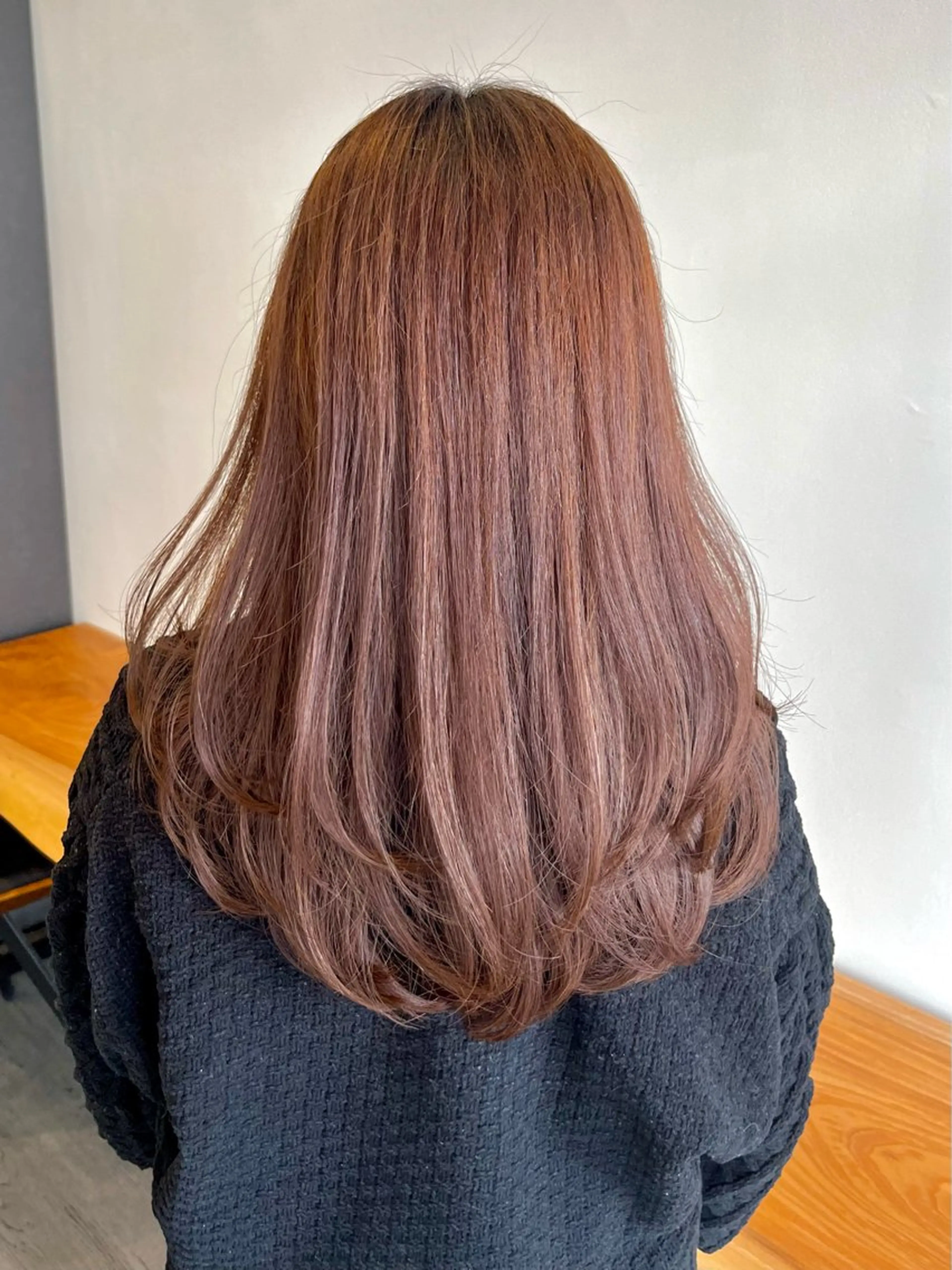 ロング カラー ショートボブ ブルーカラー ブルーグレー ブルーグレージュ グレージュ カット ヘアカラー i.Ehime所属・i.Ehime💫 齋藤  あつきのヘアスタイル