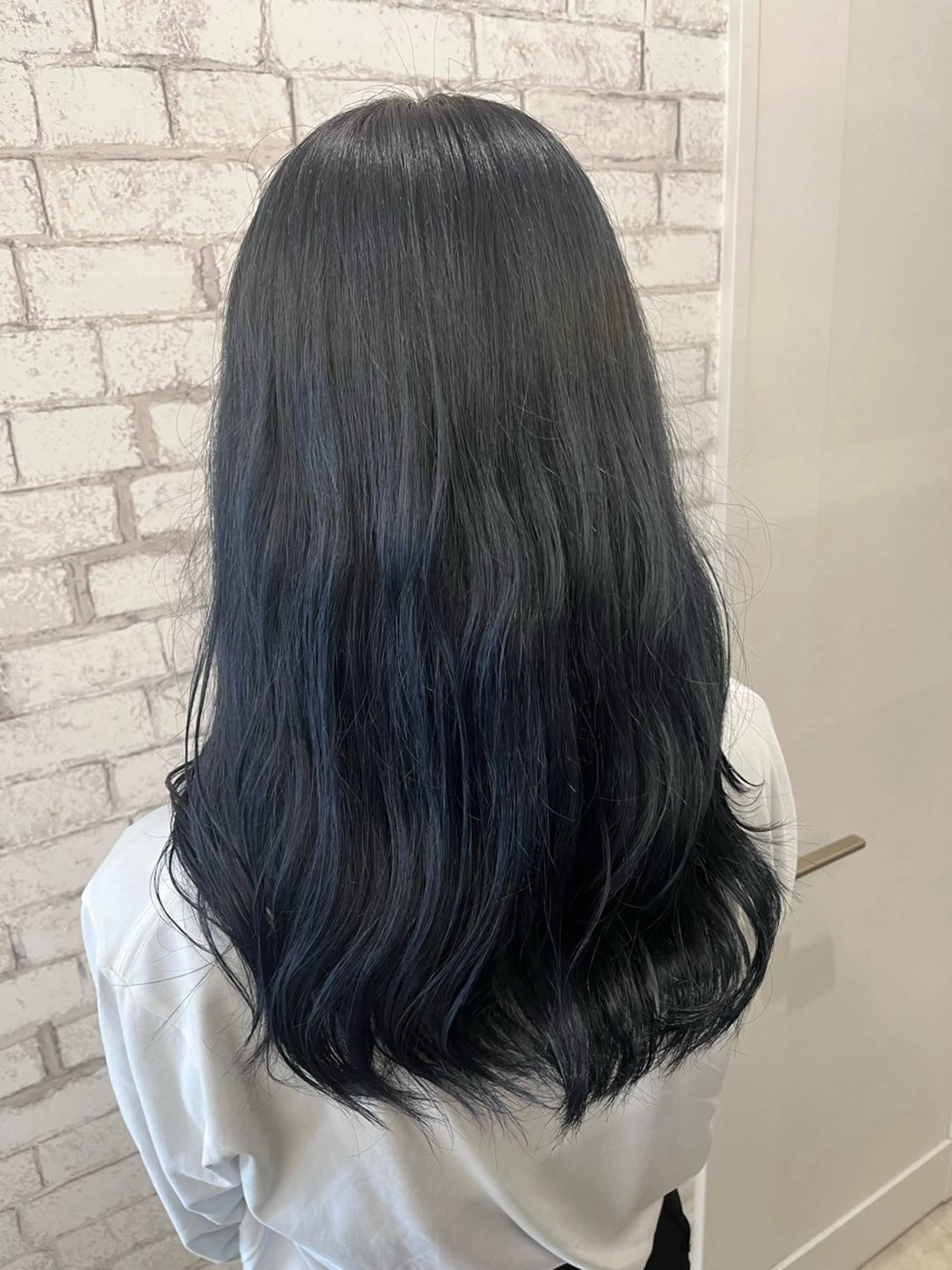 ロング NeoestLog by あんくるトム所属・ゆうき/ショートボブ /艶カラー/縮毛矯正のヘアスタイル