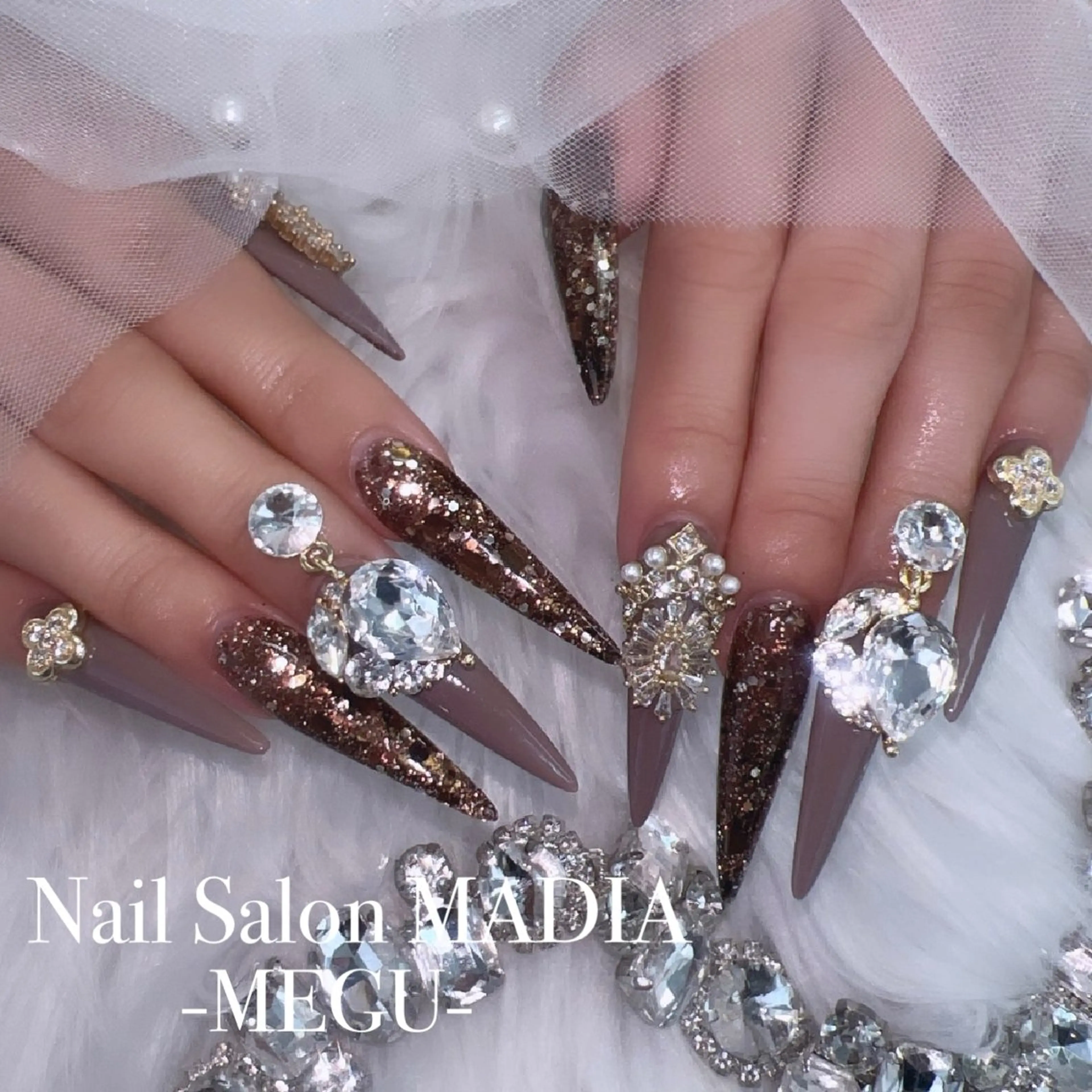 ネイル MADIA藤沢所属・MADIA MEGUのネイルデザイン