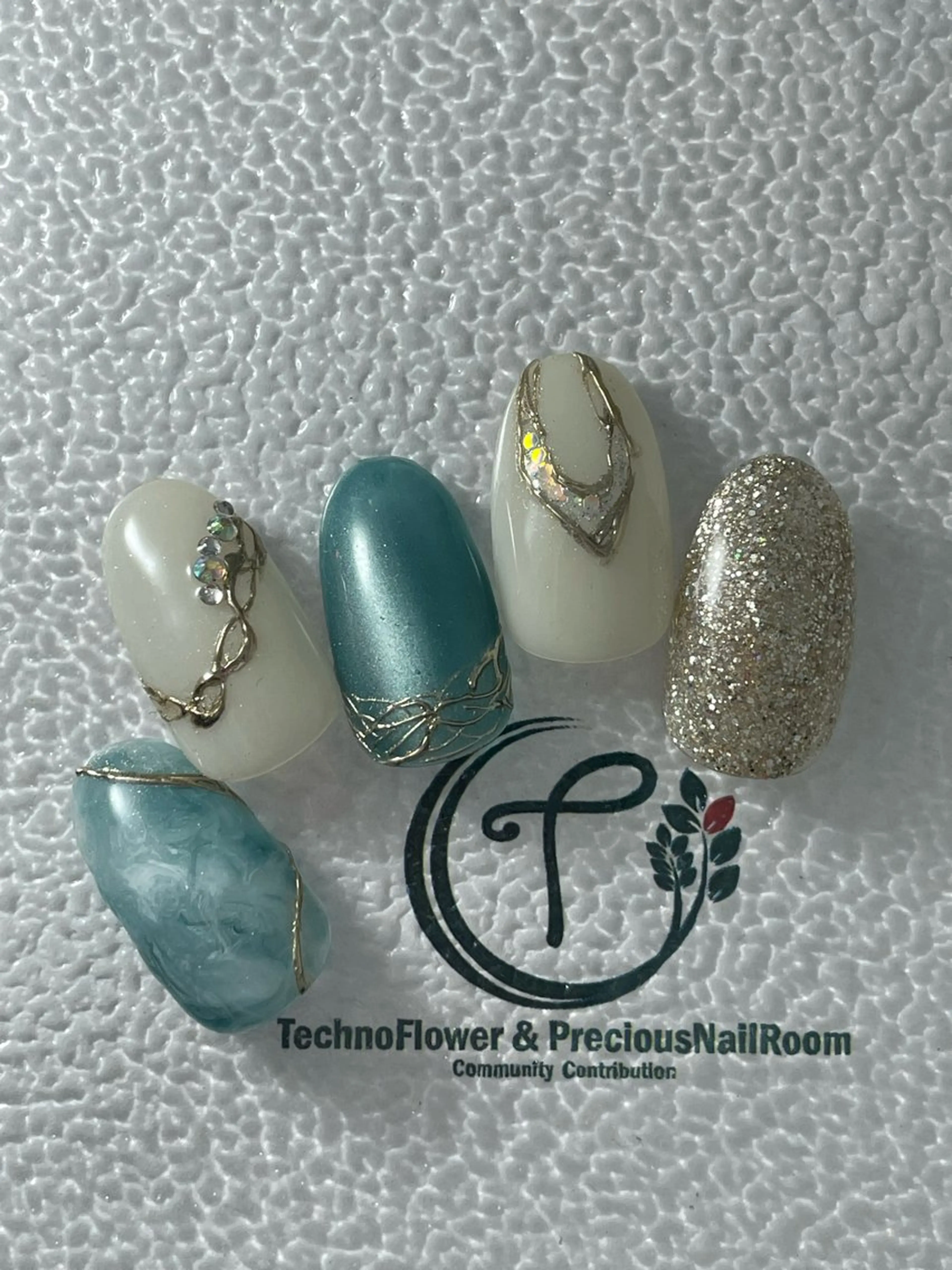 ネイル フラワーネイル precious nail room所属・precious nail  roomのネイルデザイン