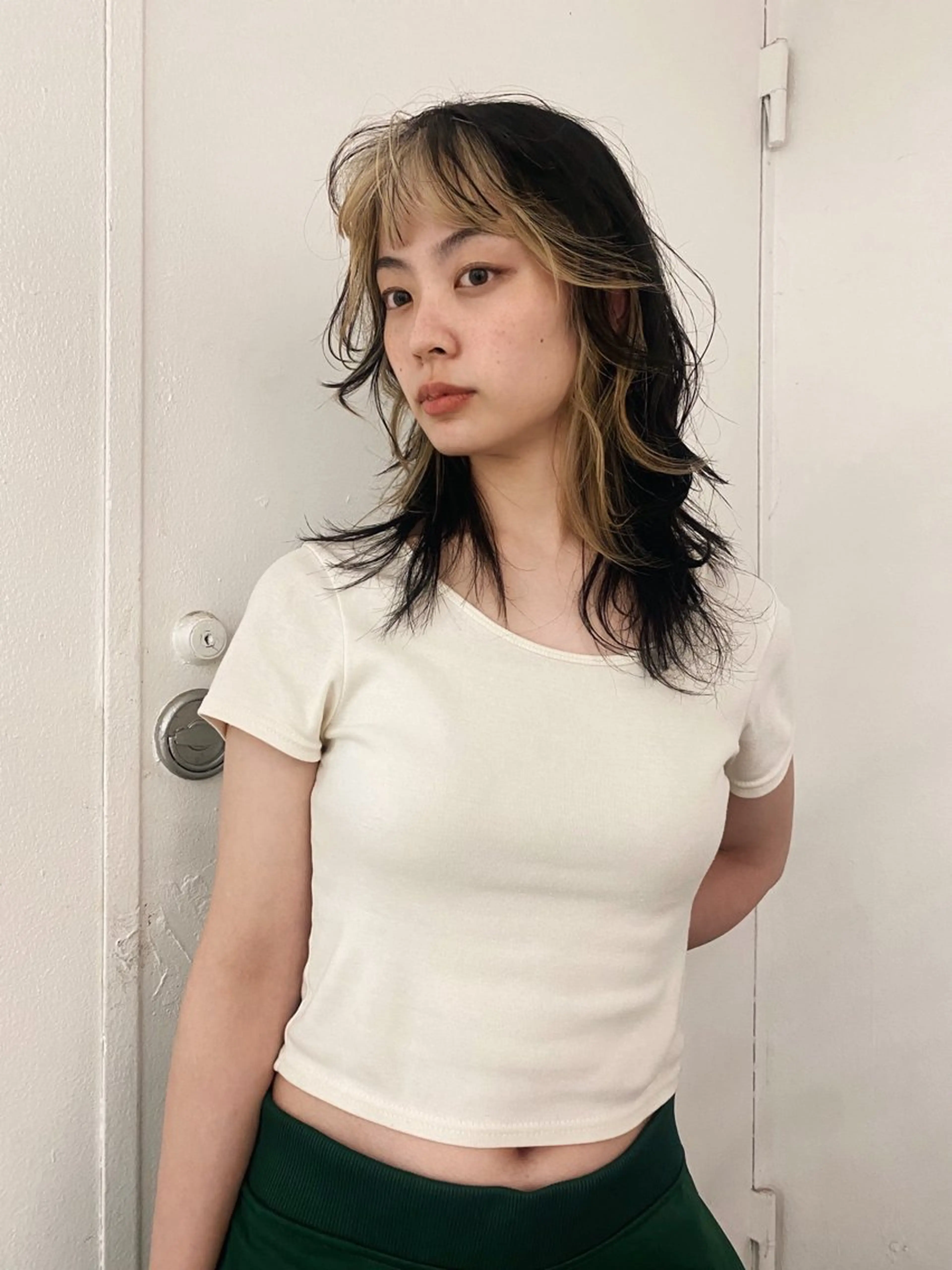 セミロング カラー セミロングパーマ バレイヤージュ ブリーチ ケアブリーチ デザインカラー THE  AGATA TOKYO所属・外国人風パーマ/デザ インカット🦕✨アミのヘアスタイル