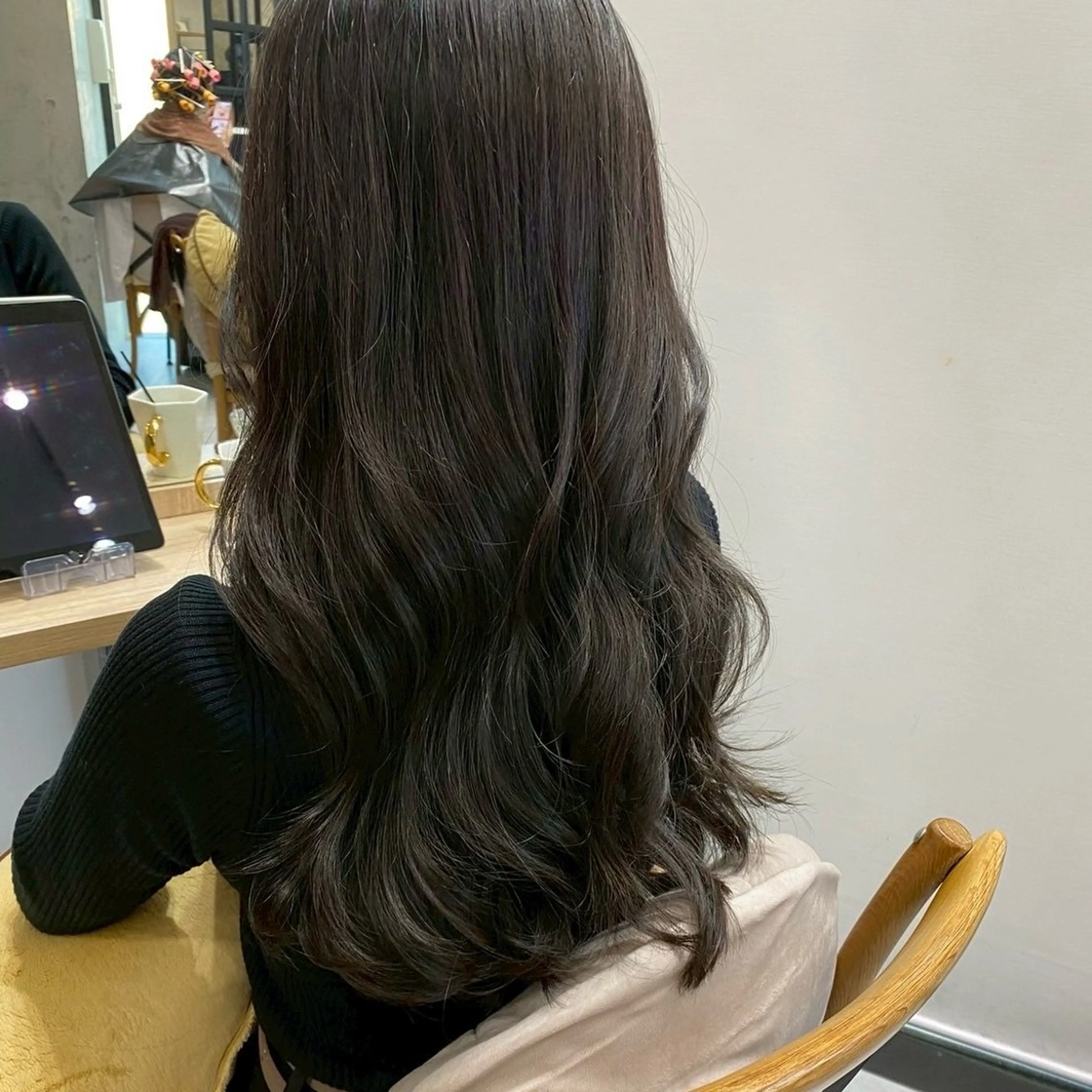ロング カラー カット ヘアカラー トリートメント ミニモの評価100% /艶カラー/井上あいのヘアスタイル