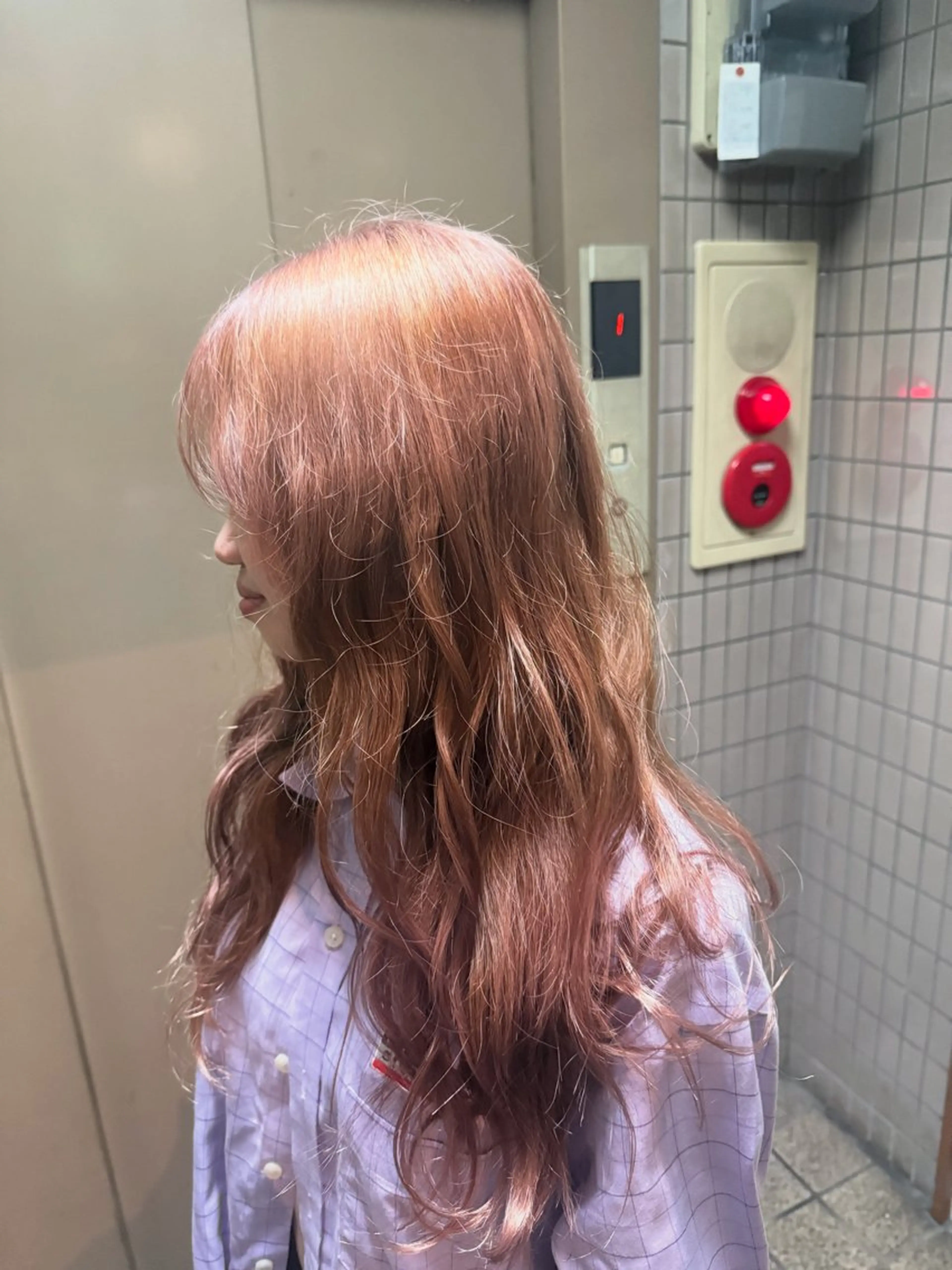 カラー ブリーチ 透明感カラーAny/ natumi🧿のヘアスタイル