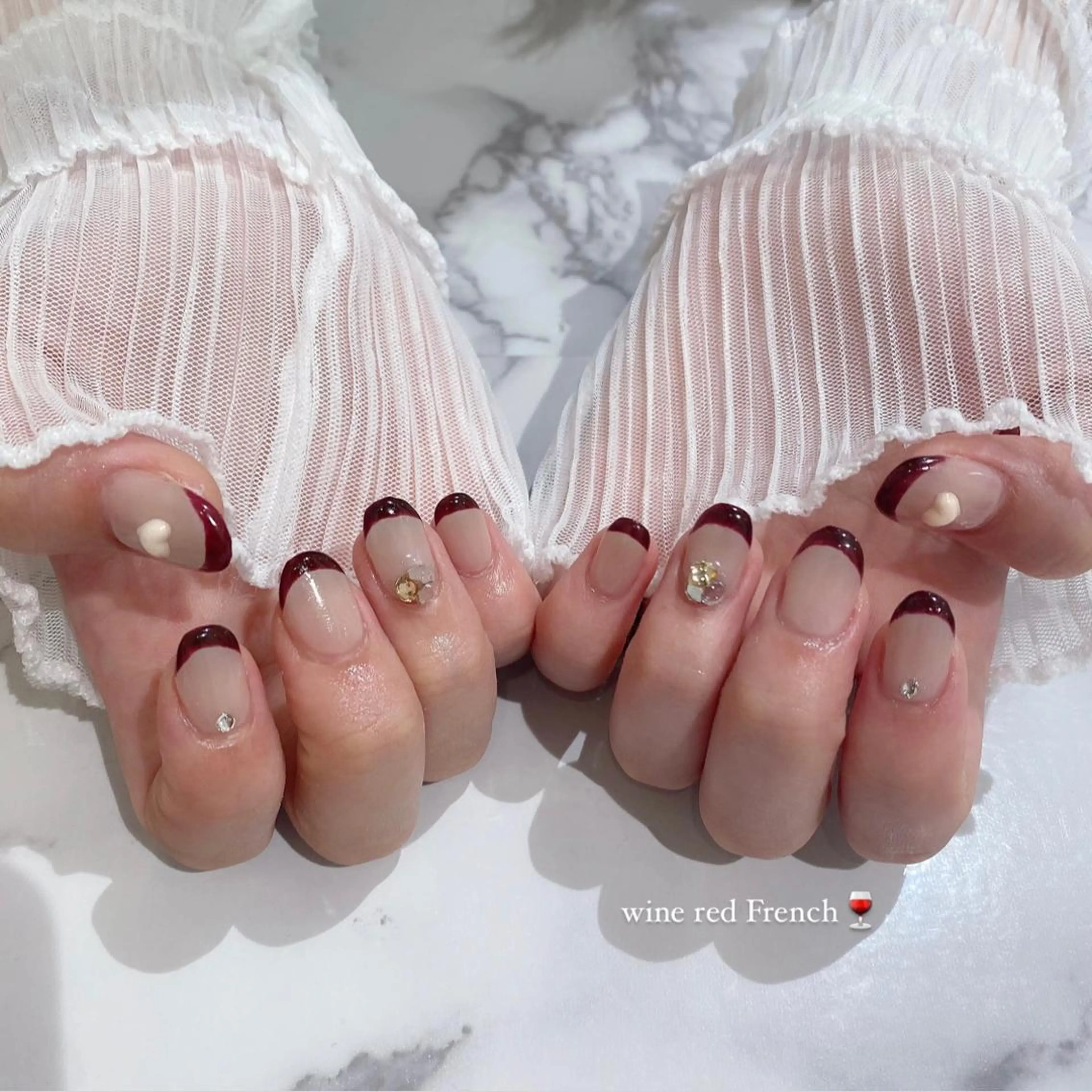 ネイル フレンチネイル PLATINUM   DOLL【プラチナムドール】所属・ひろこ eyelist🎀のマツエク・マツパデザイン