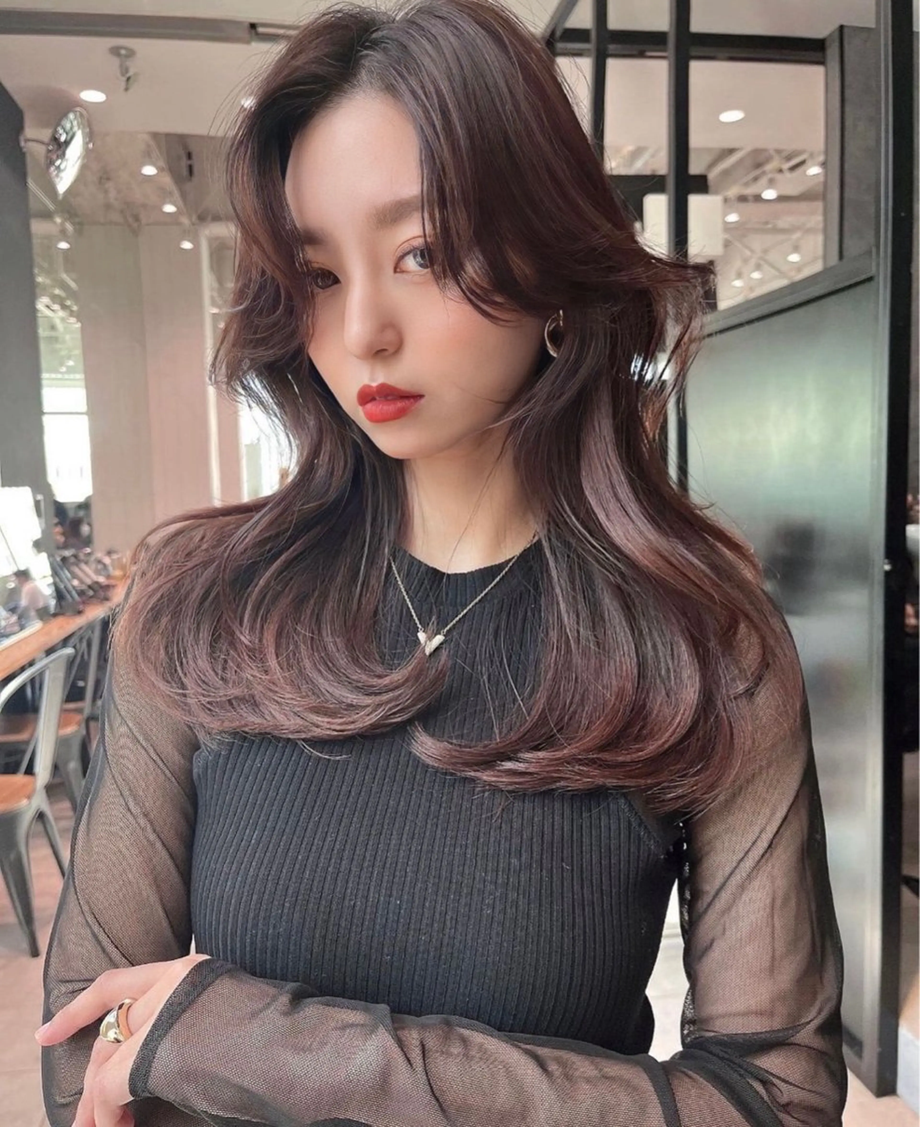 ロング カット ヘアカラー トリートメント 海野翔吾🇨🇳 ワンホンレイヤーのヘアスタイル