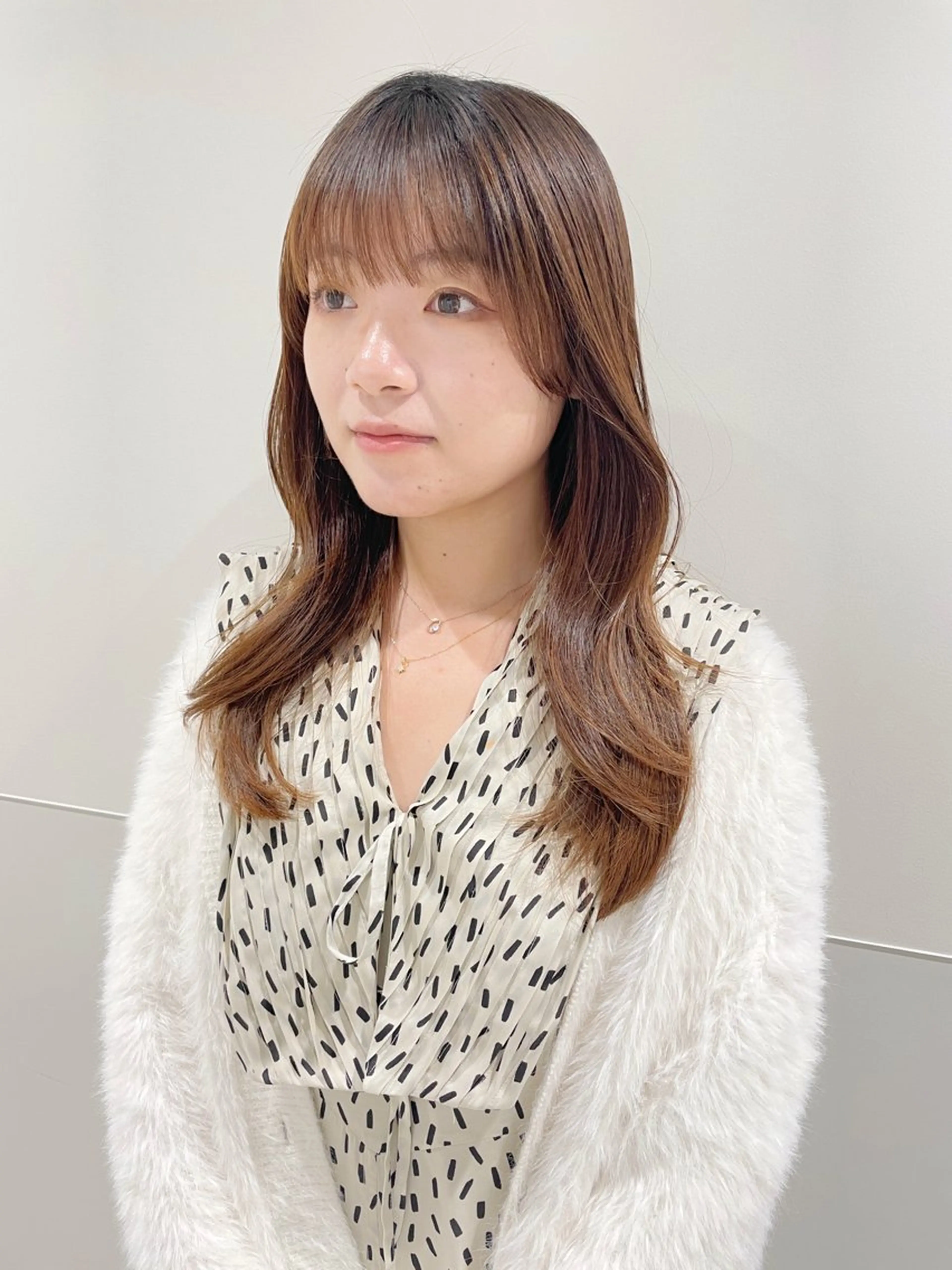 セミロング SALOWIN  north茶屋町店所属・💎透明感カラー💎 ナチュラルテイストのヘアスタイル