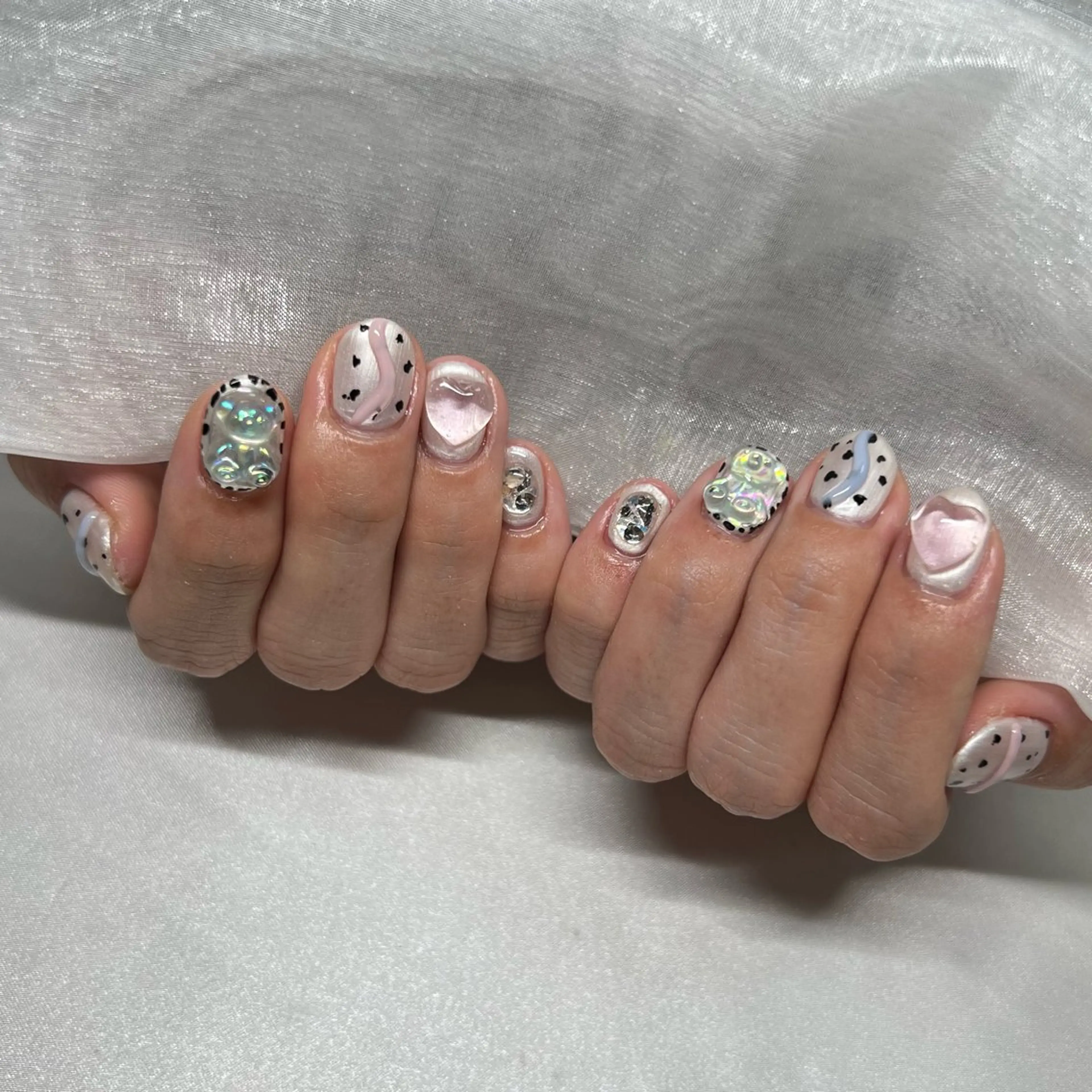 ネイル ジェルネイル 韓国ネイル ラメ(グリッター) マグネットネイル ミラーネイル ハンドネイル -nail salon-Reward所属・nail salon Rewardのネイルデザイン