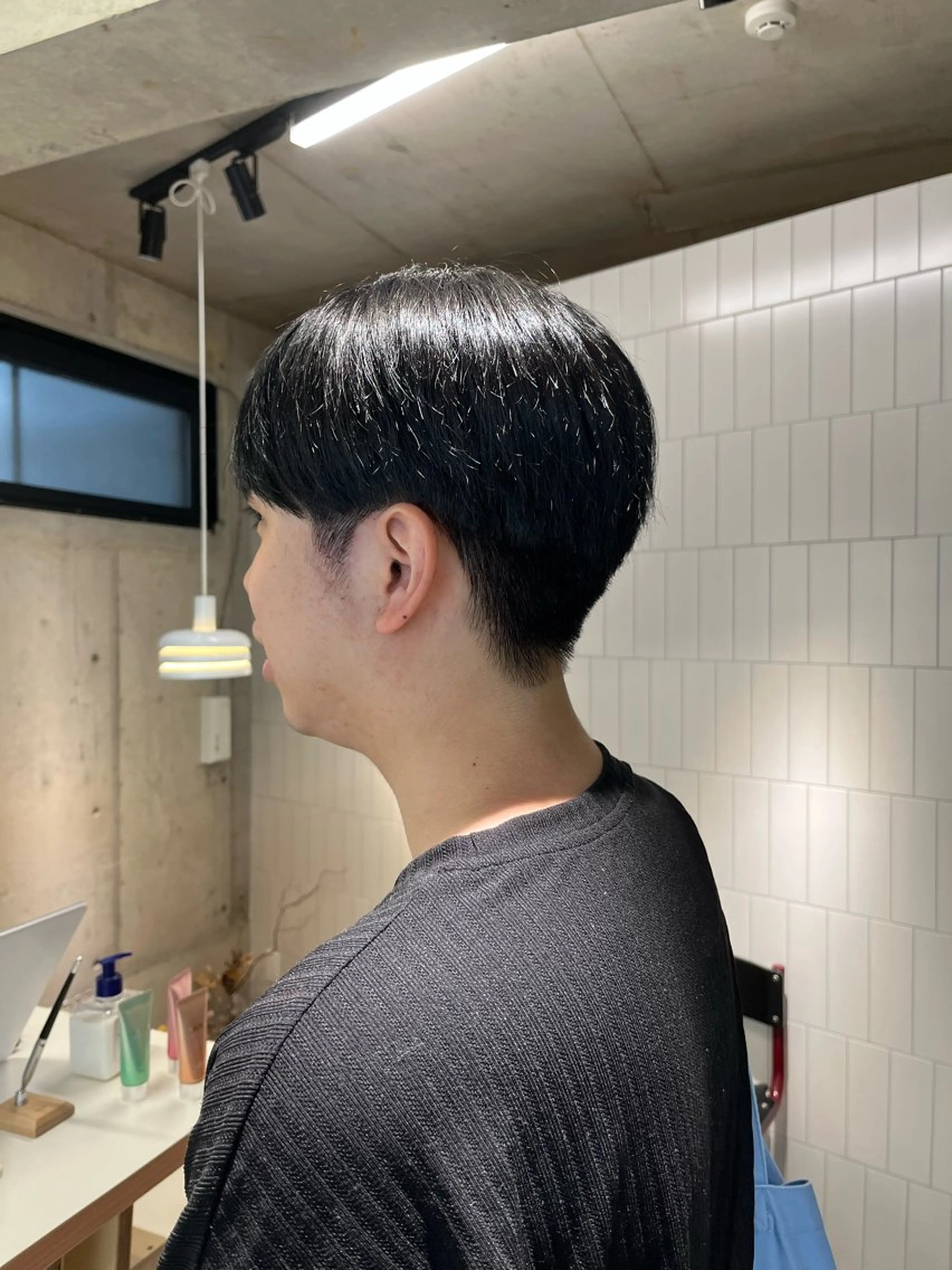 メンズ マッシュ 刈り上げ カット nagi所属・千種／韓国風レイヤー カット／推し活美容師のヘアスタイル