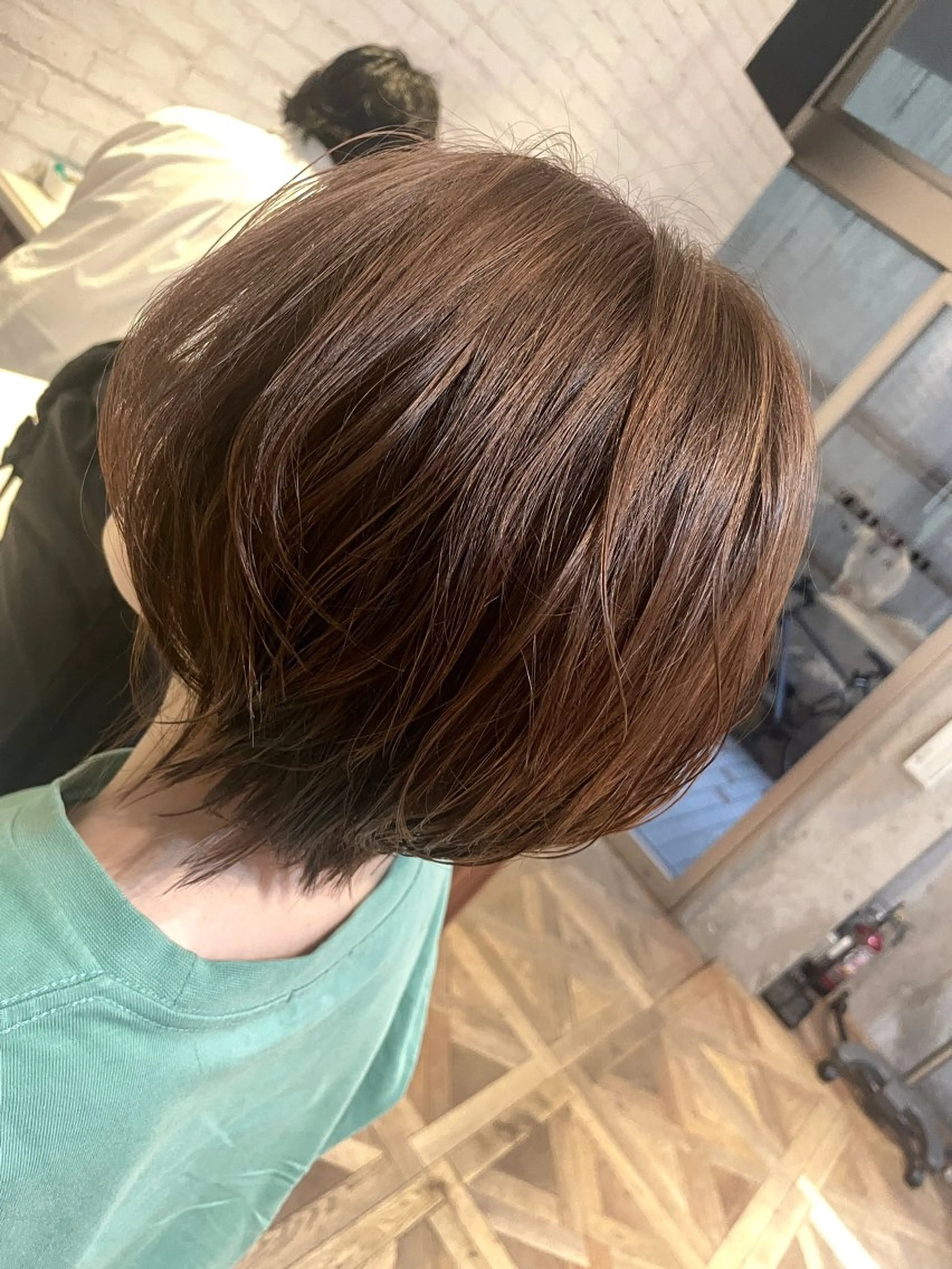 ショート カラー ハンサムショート くびれヘア ショートヘア カット ヘアカラー トリートメント BEBE所属・ブリーチなし 透明感カラーKANAのヘアスタイル