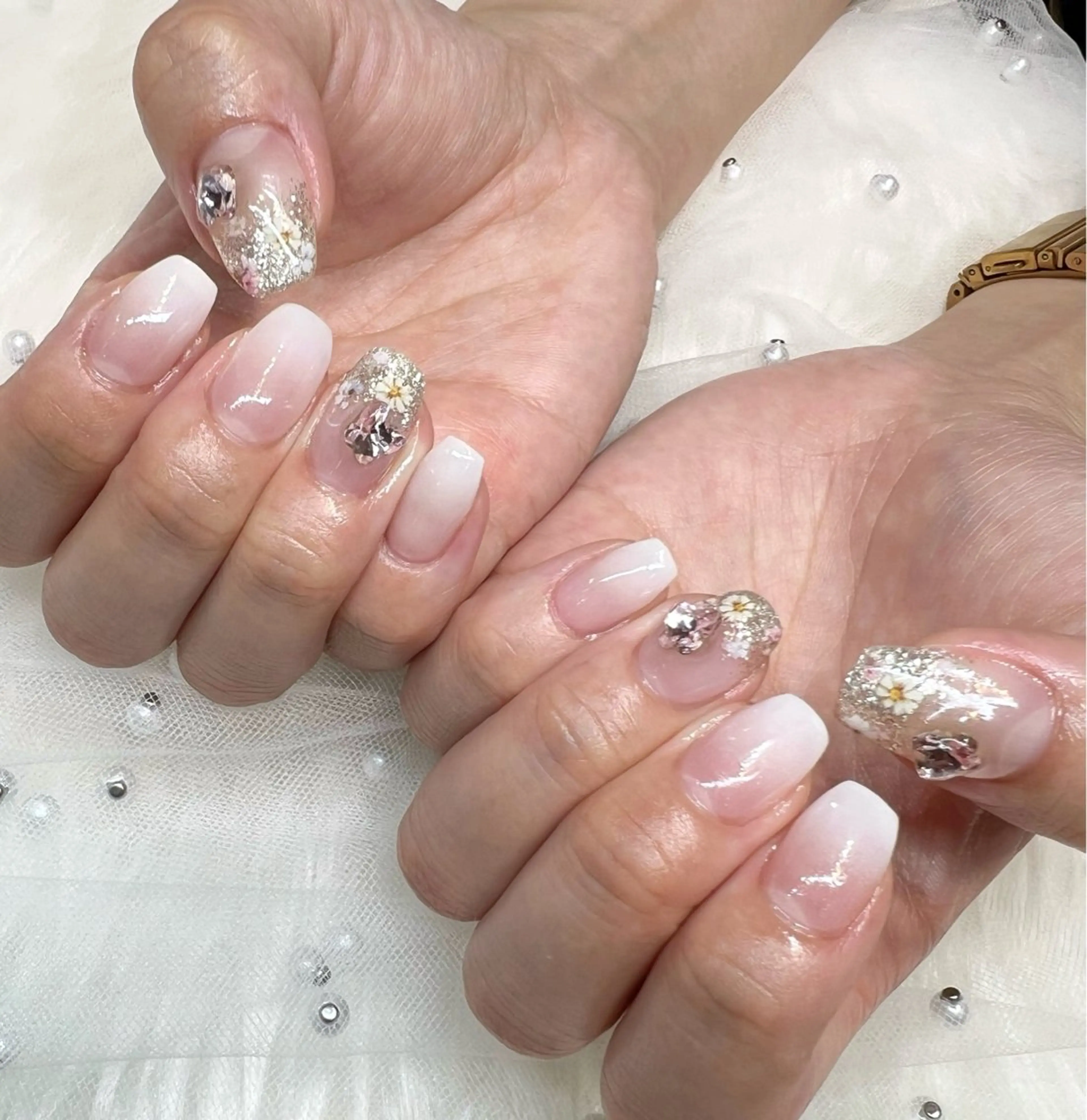 ネイル ハンドネイル glow_ nailのネイルデザイン