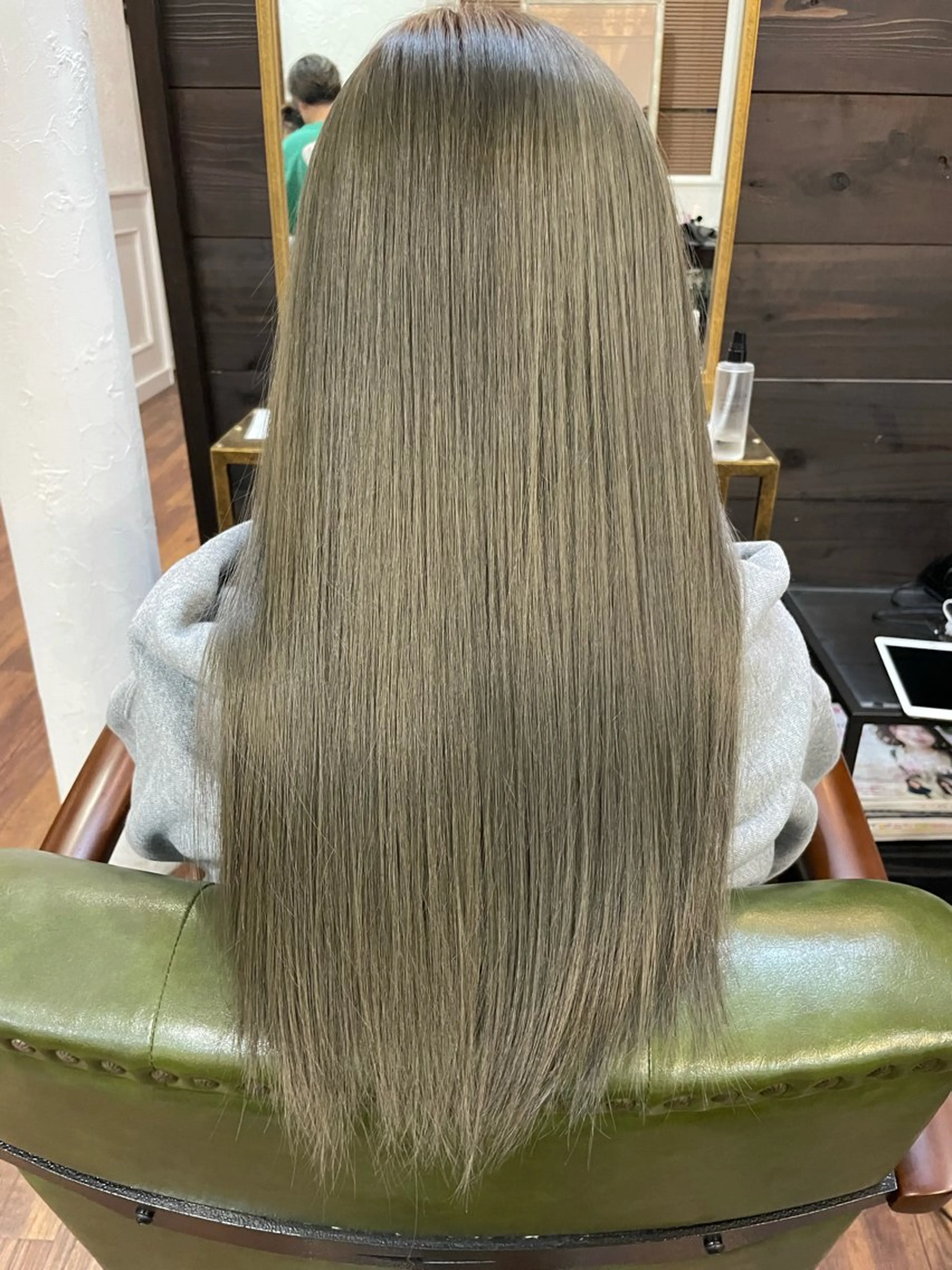 ロング ヘアカラー REGISTA hair  works所属・下林 雅明のヘアスタイル