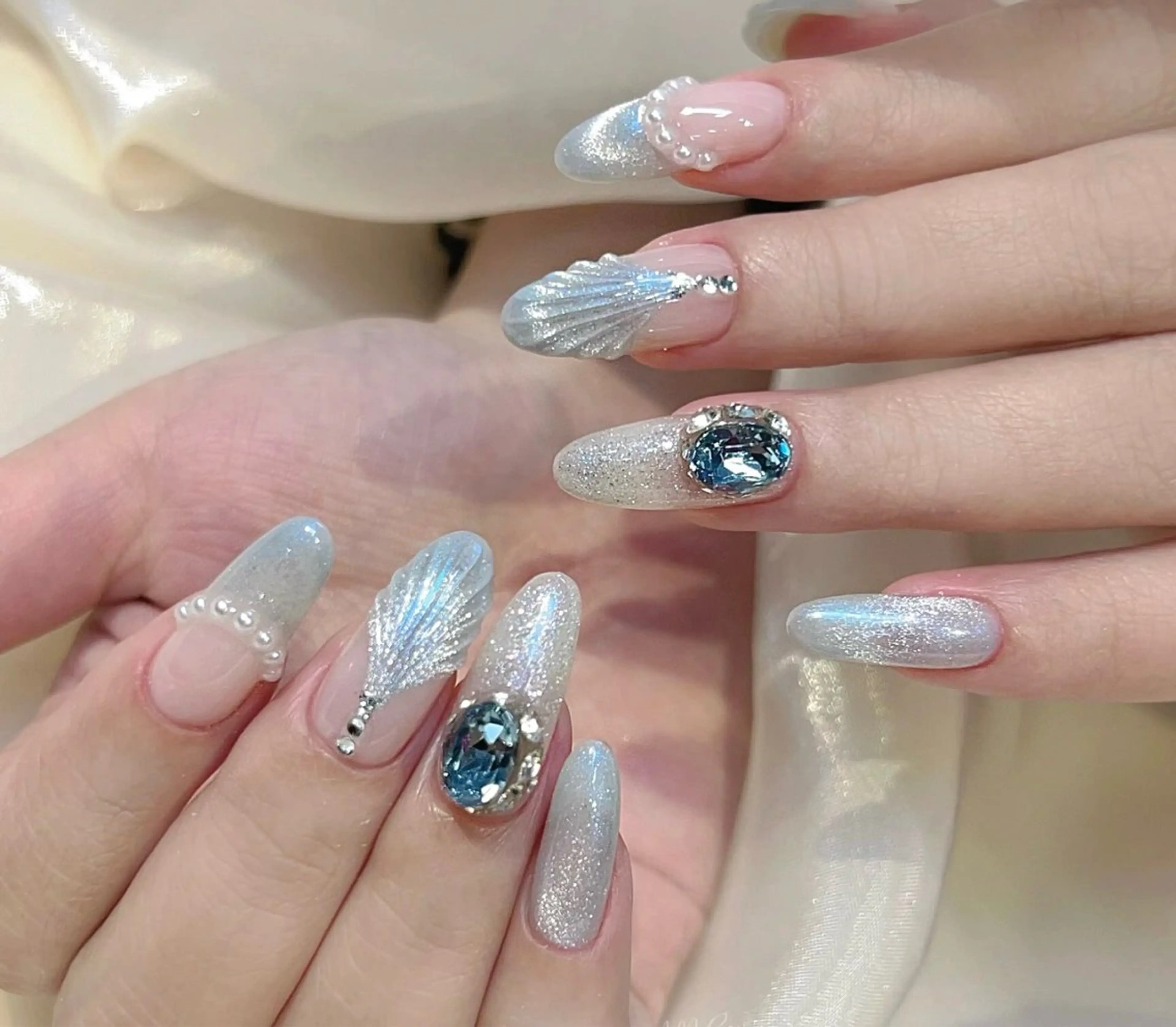 ネイル ハンドネイル スカルプ専門鈴木 里奈のネイルデザイン