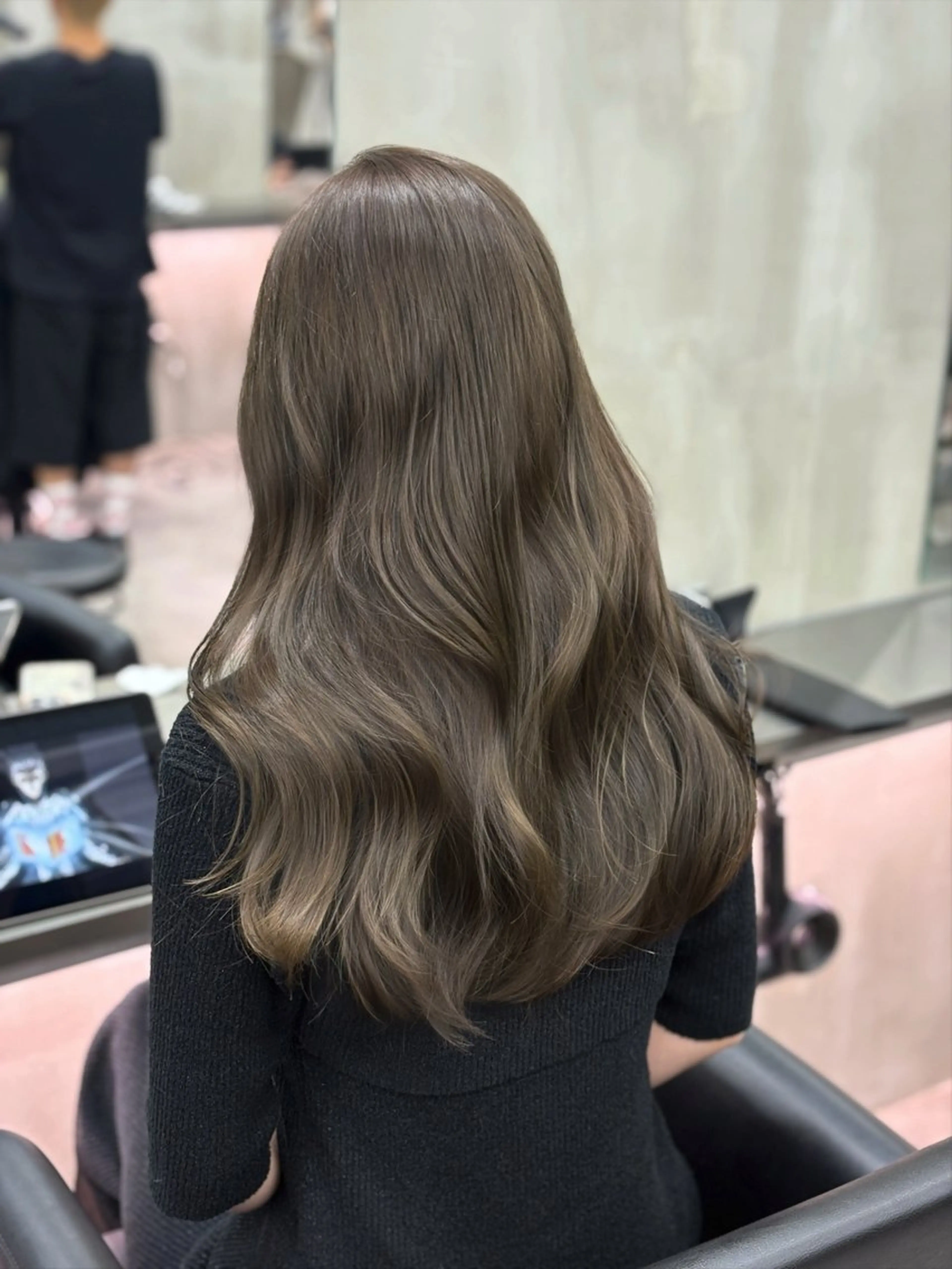 セミロング ヘアカラー the path shogo🌻のヘアスタイル