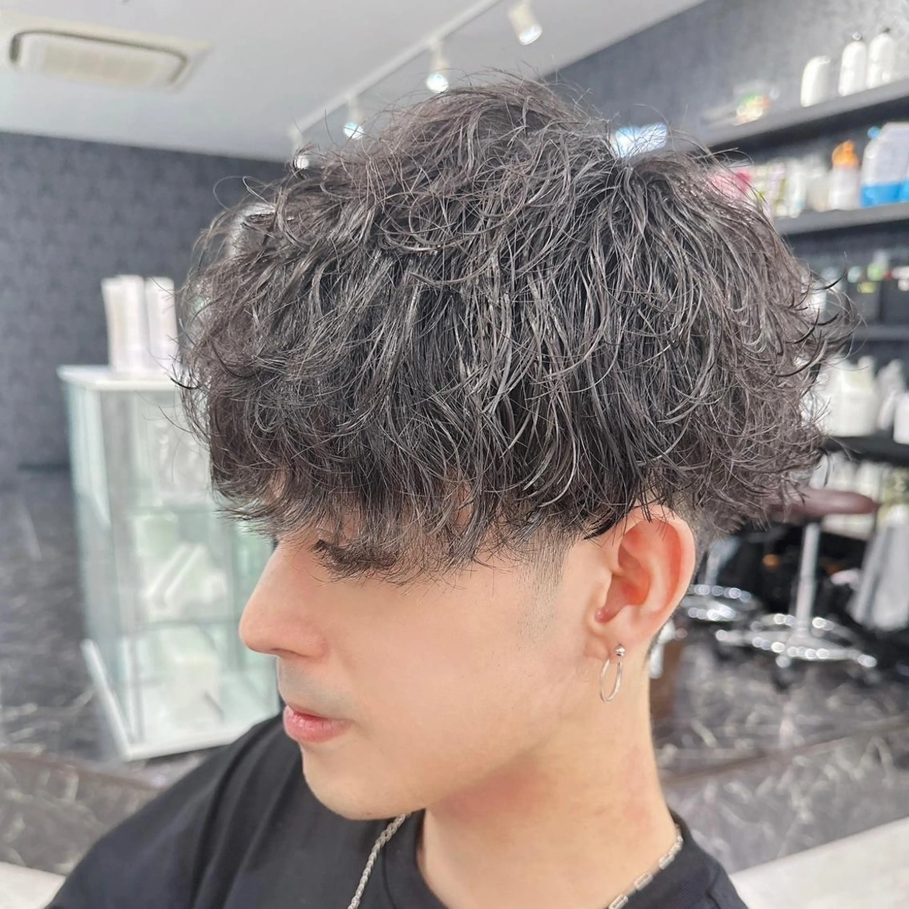 カラー パーマ メンズ マッシュ メンズパーマ 波巻きパーマ カット パーマ ヘアセット 飛田 楓信のヘアスタイル