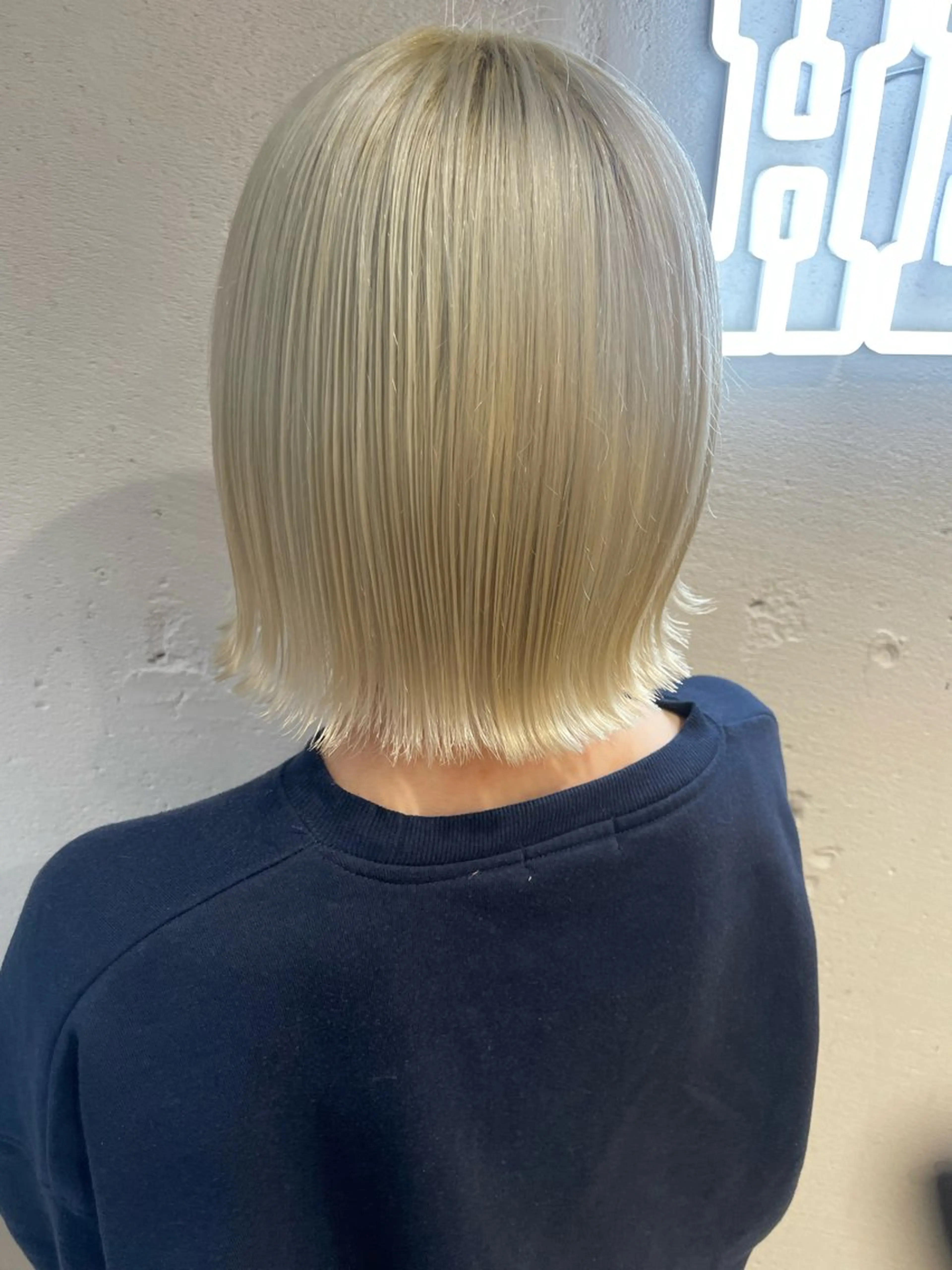 ショート ヘアカラー 田中 志織のヘアスタイル