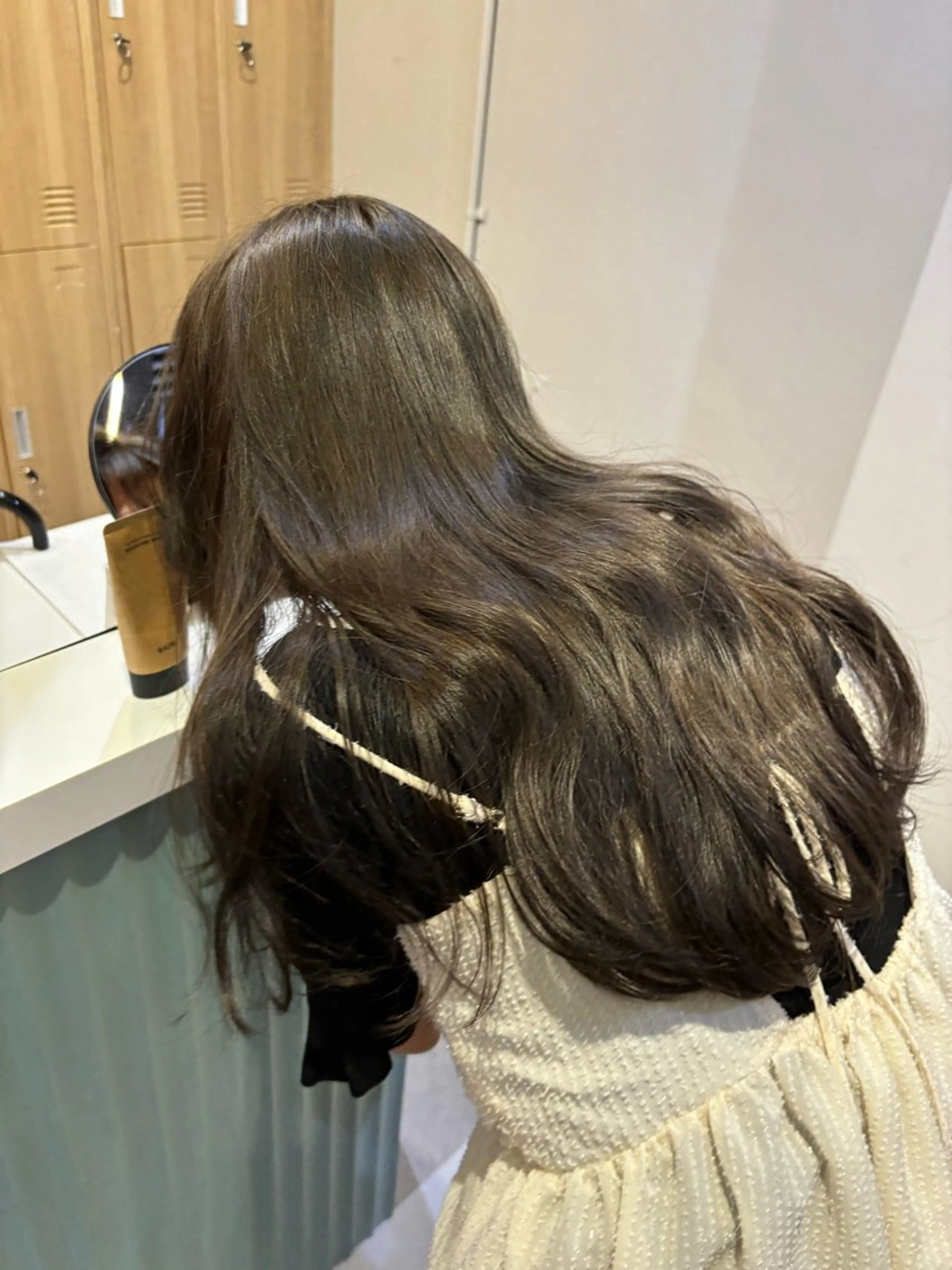 【色素を薄くする】透明感カラー+トリートメント☀️長さ料金なしの写真