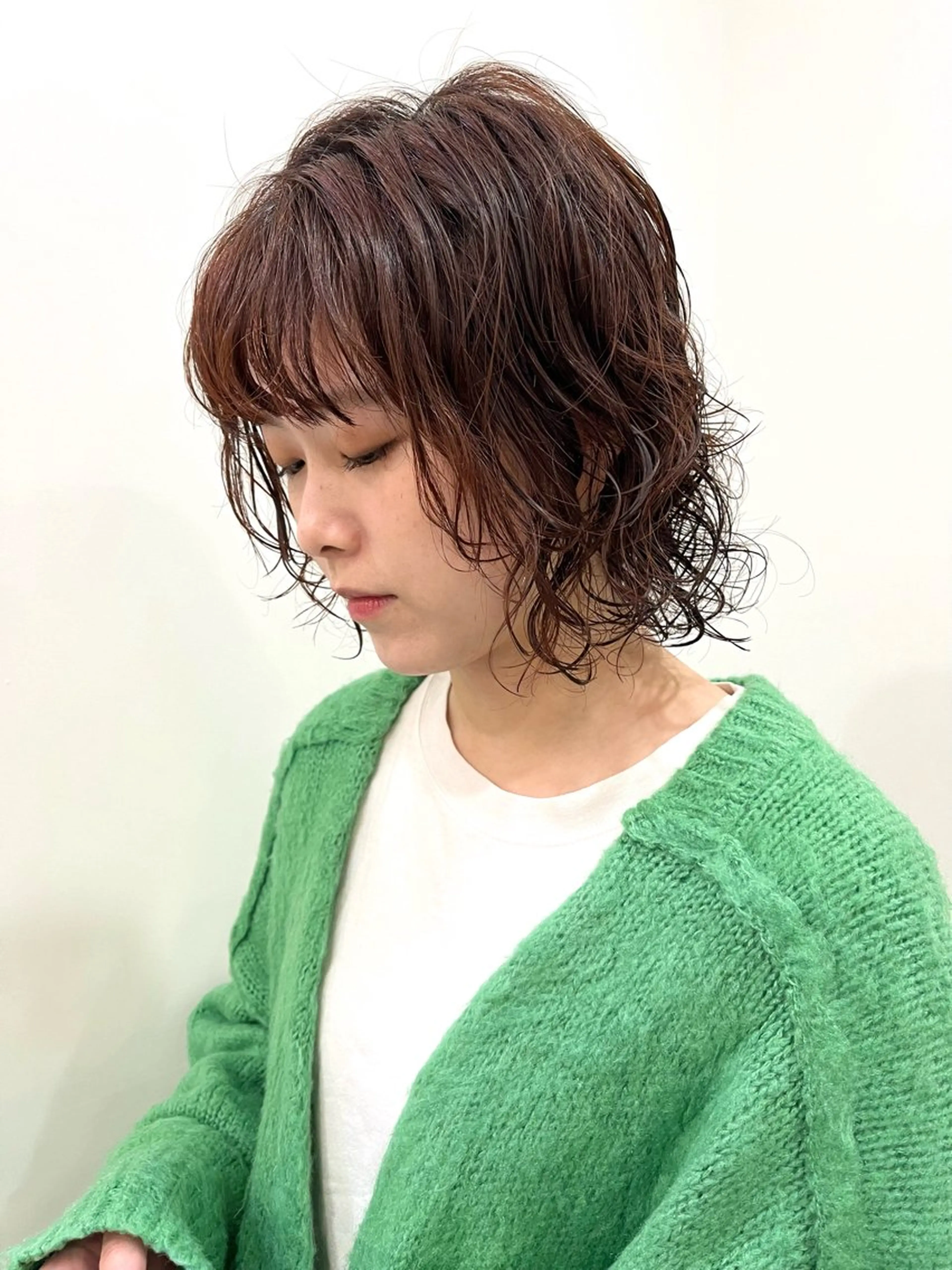 ミディアム パーマ ミディアムパーマ ウルフカット lole.所属・lole. まさきのヘアスタイル