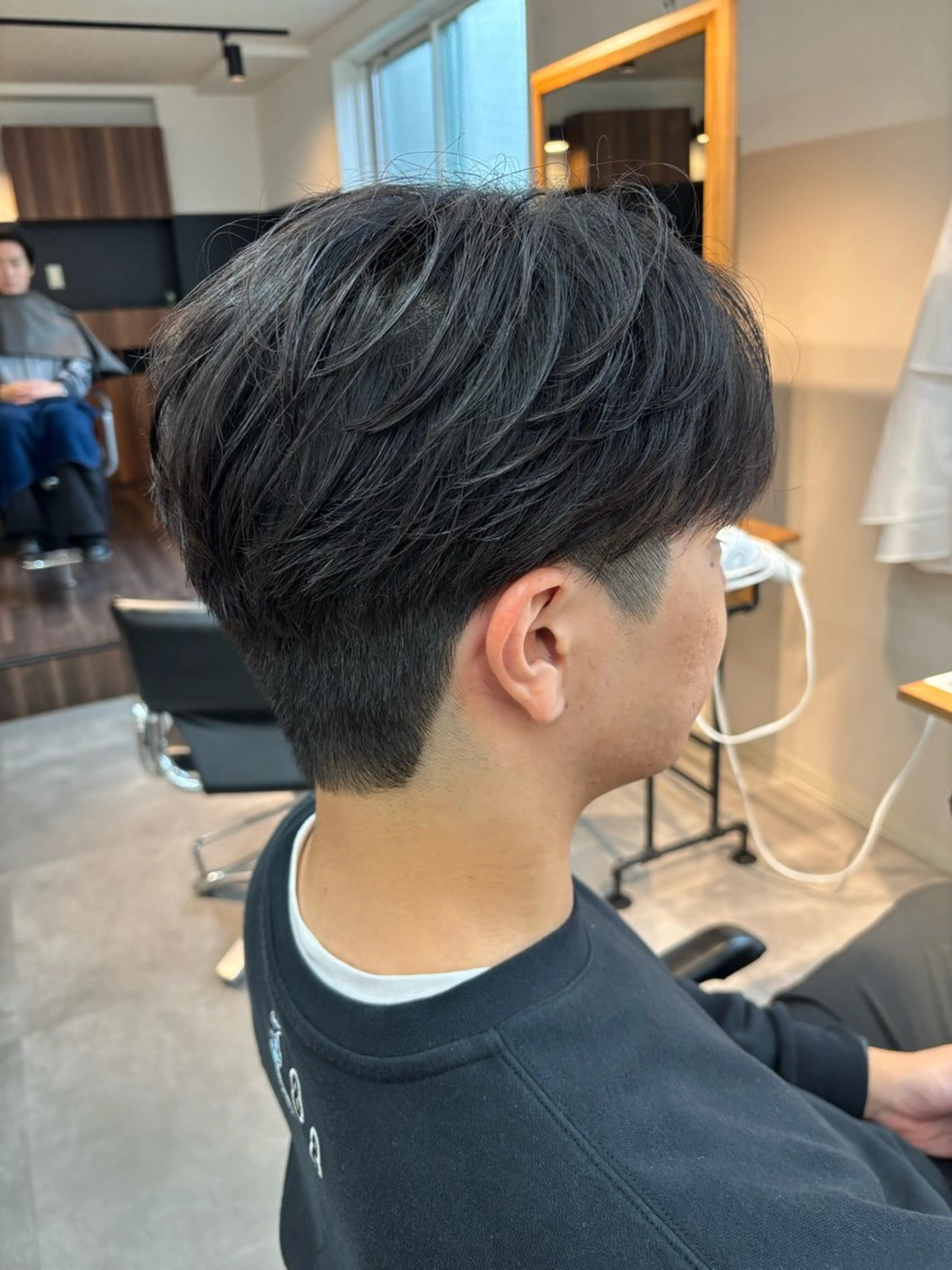 メンズ センターパート カット 保立メンズカット 千葉駅フェザーパーマのヘアスタイル