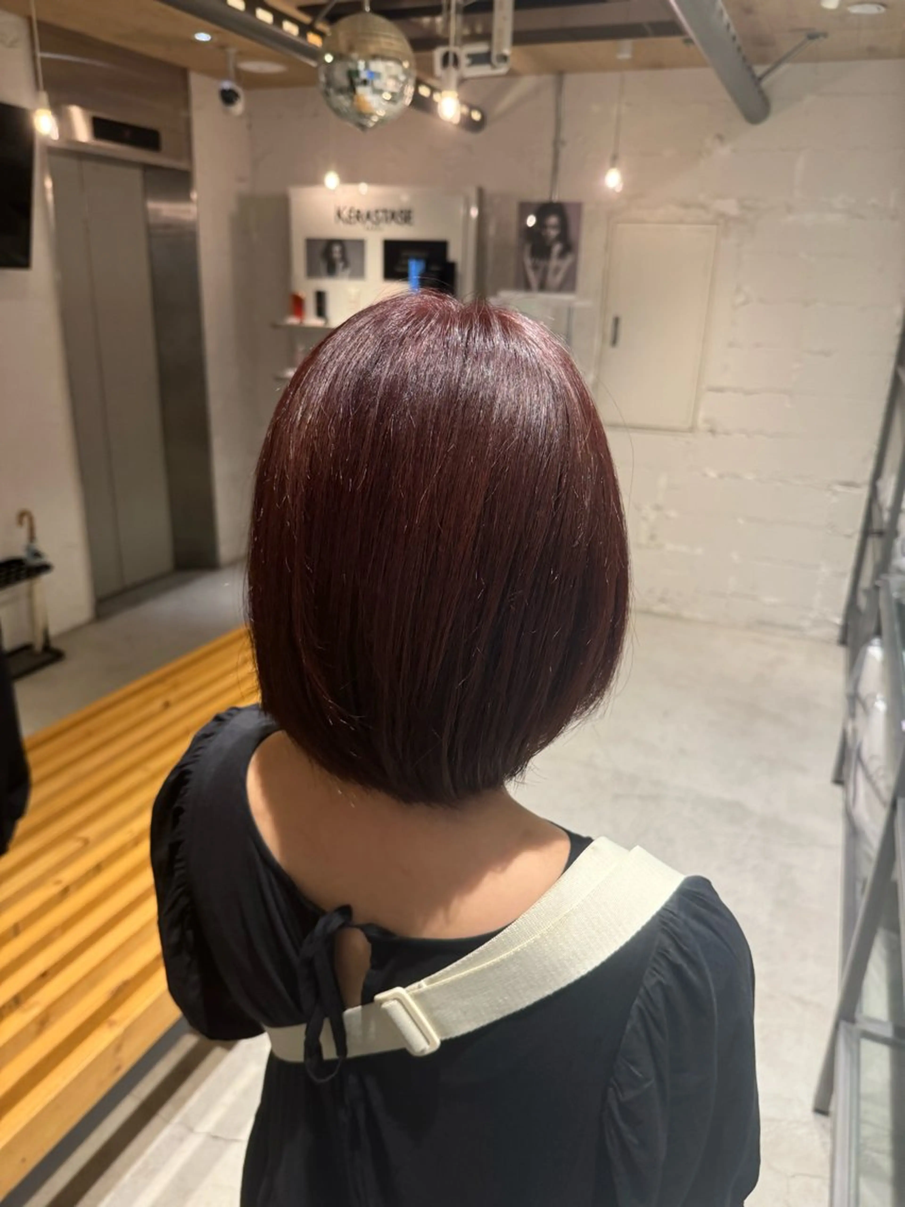 ショート ヘアカラー 👑LUNTY RINA👑のヘアスタイル