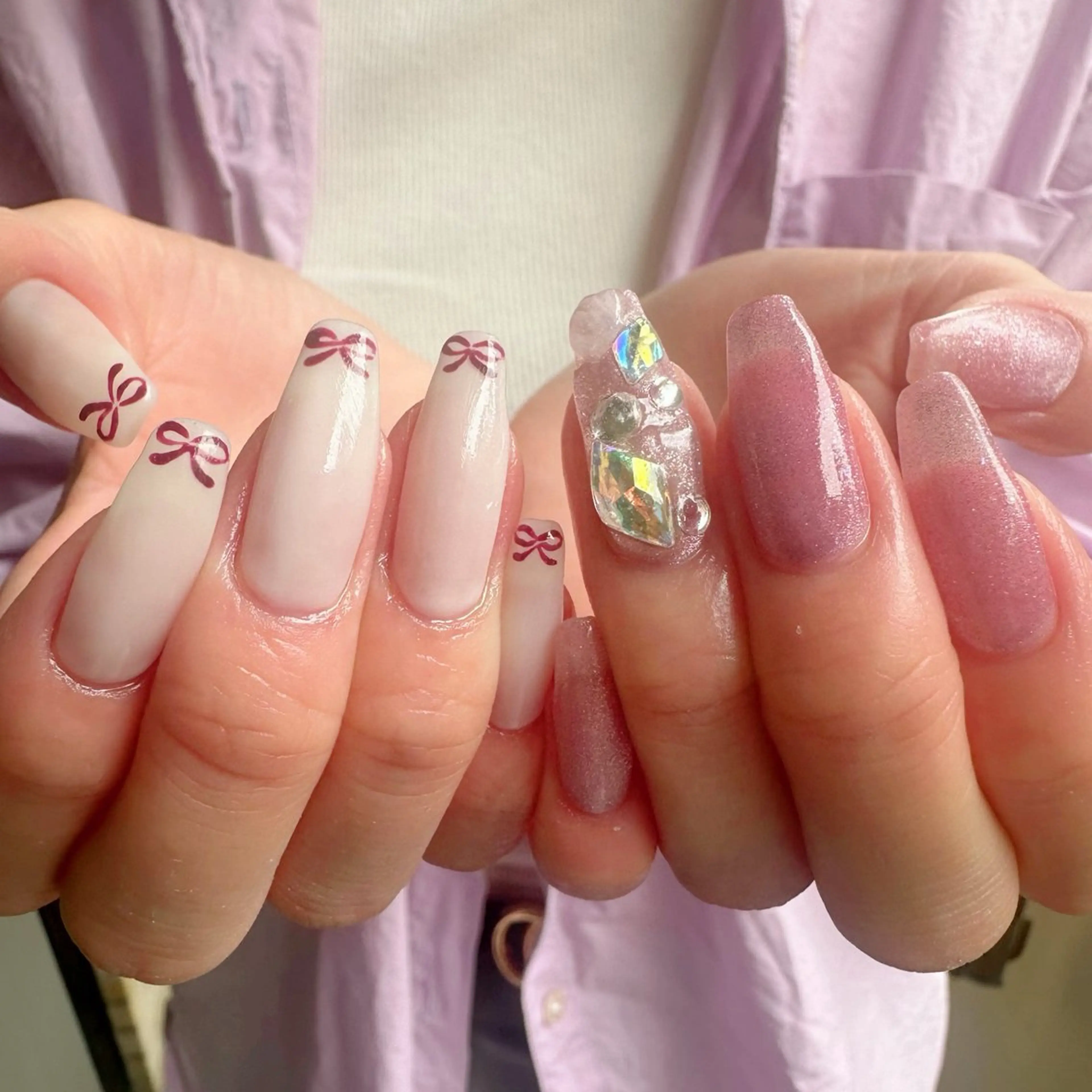 ネイル クリアネイル 氷ネイル・うるうるネイル キラキラネイル 韓国ネイル マグネットネイル 🪞KAPE NAIL 🪞のネイルデザイン