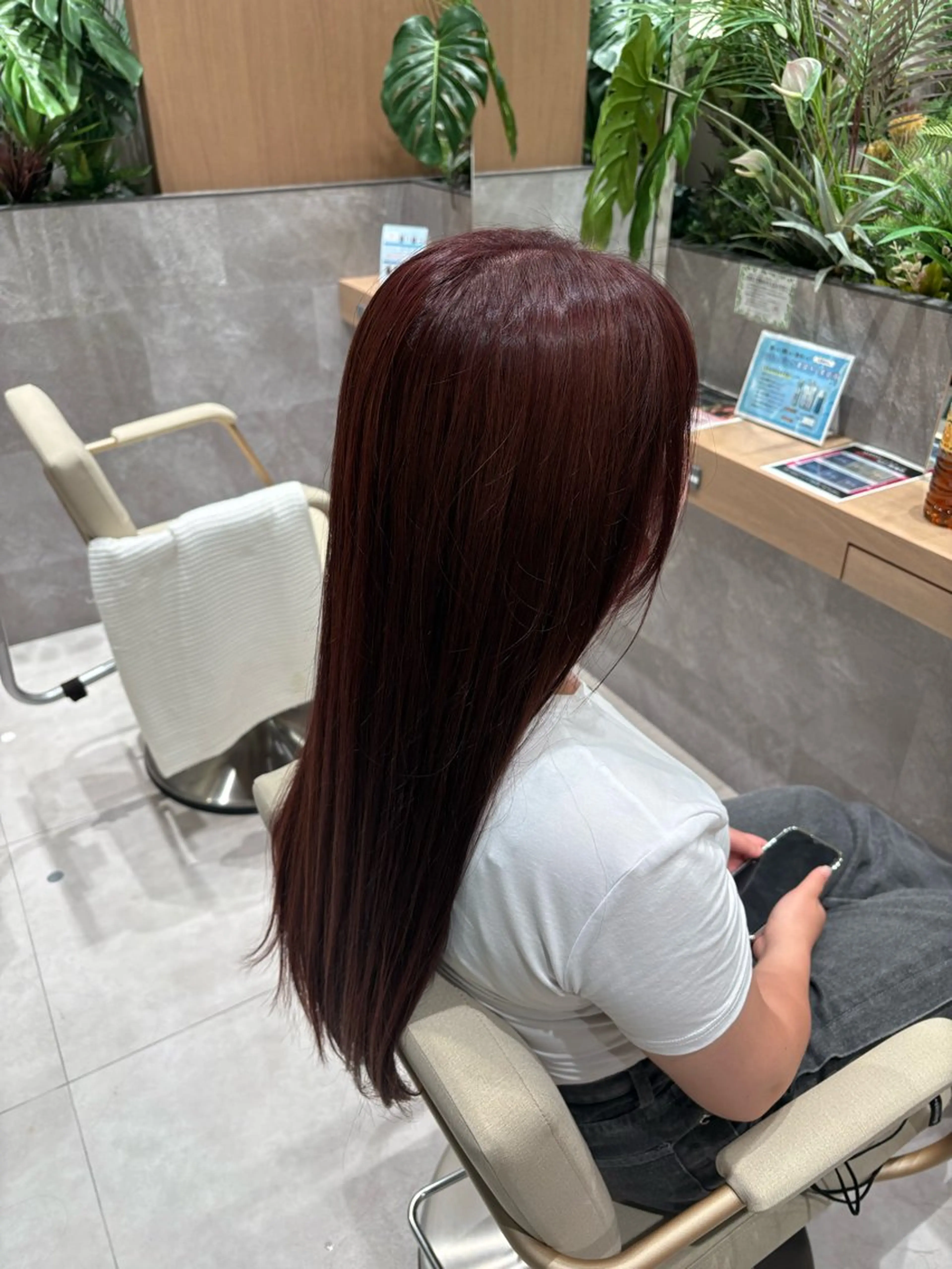 ロング 米田 穂乃花のヘアスタイル