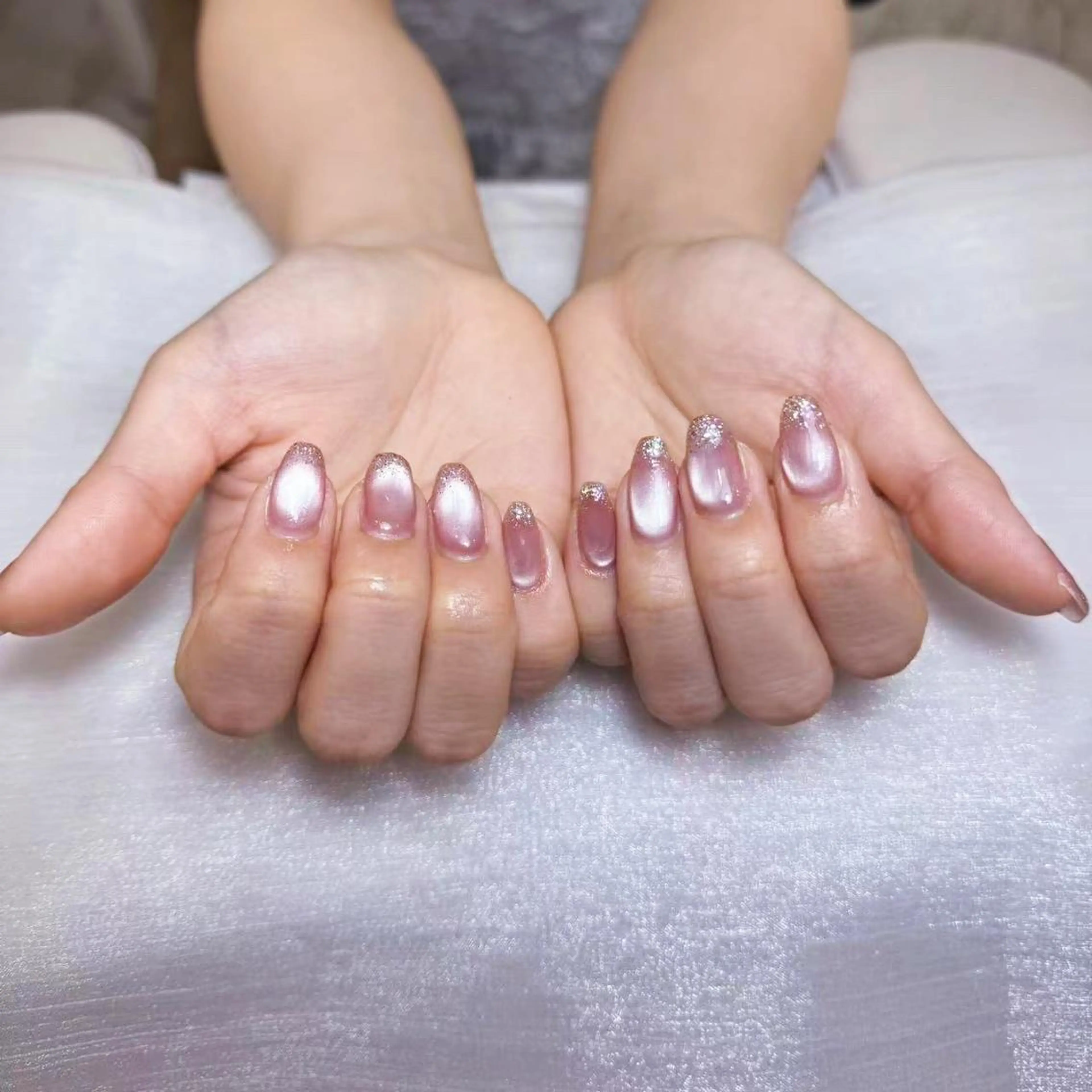 ネイル アートネイル オーロラネイル ガーリー キラキラネイル 韓国ネイル Nail Monsterのネイルデザイン