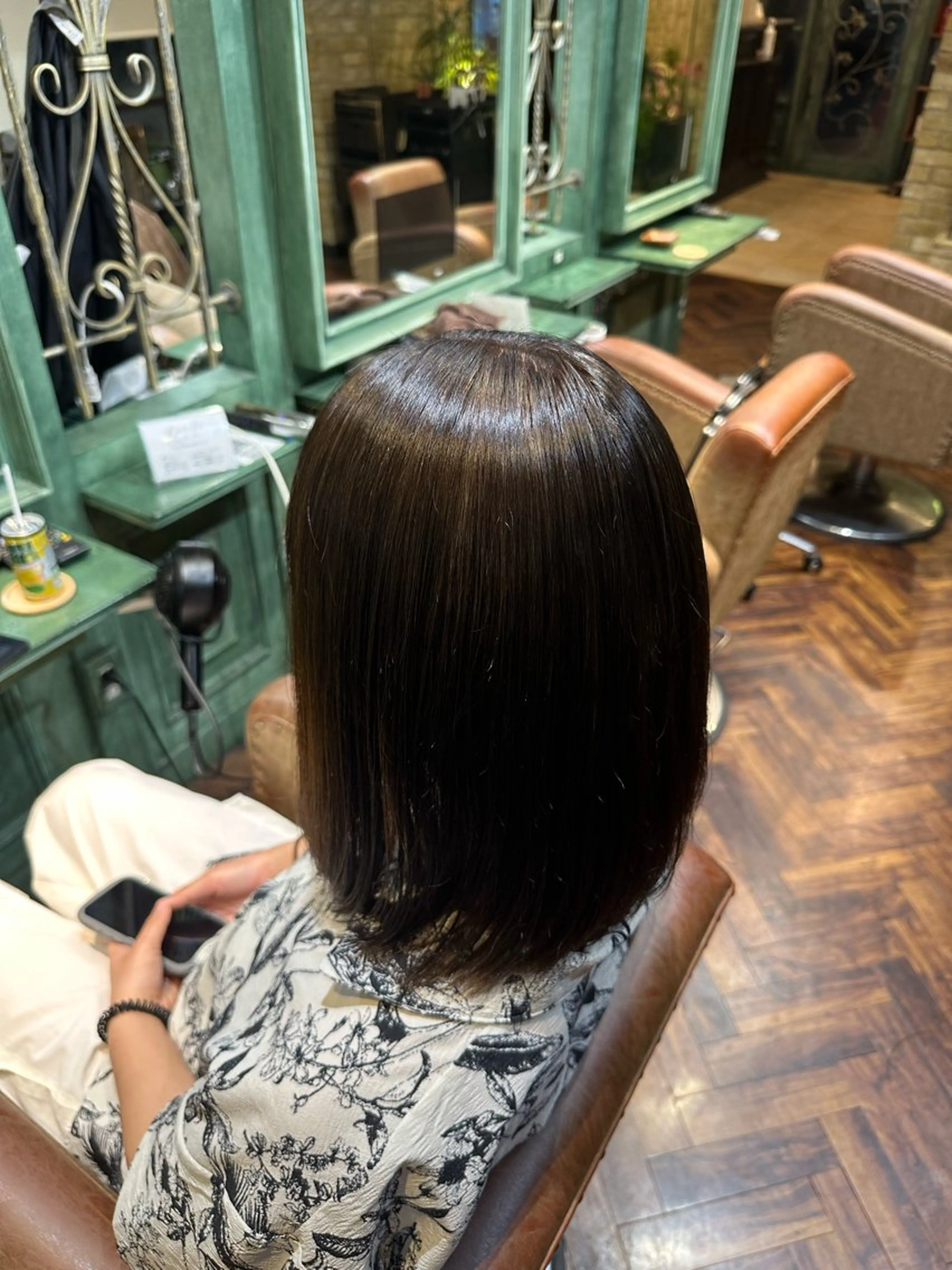 ミディアム カット ヘアカラー トリートメント Monan 新宿所属・ケイジ✨透明感 /艶カラー✨のヘアスタイル