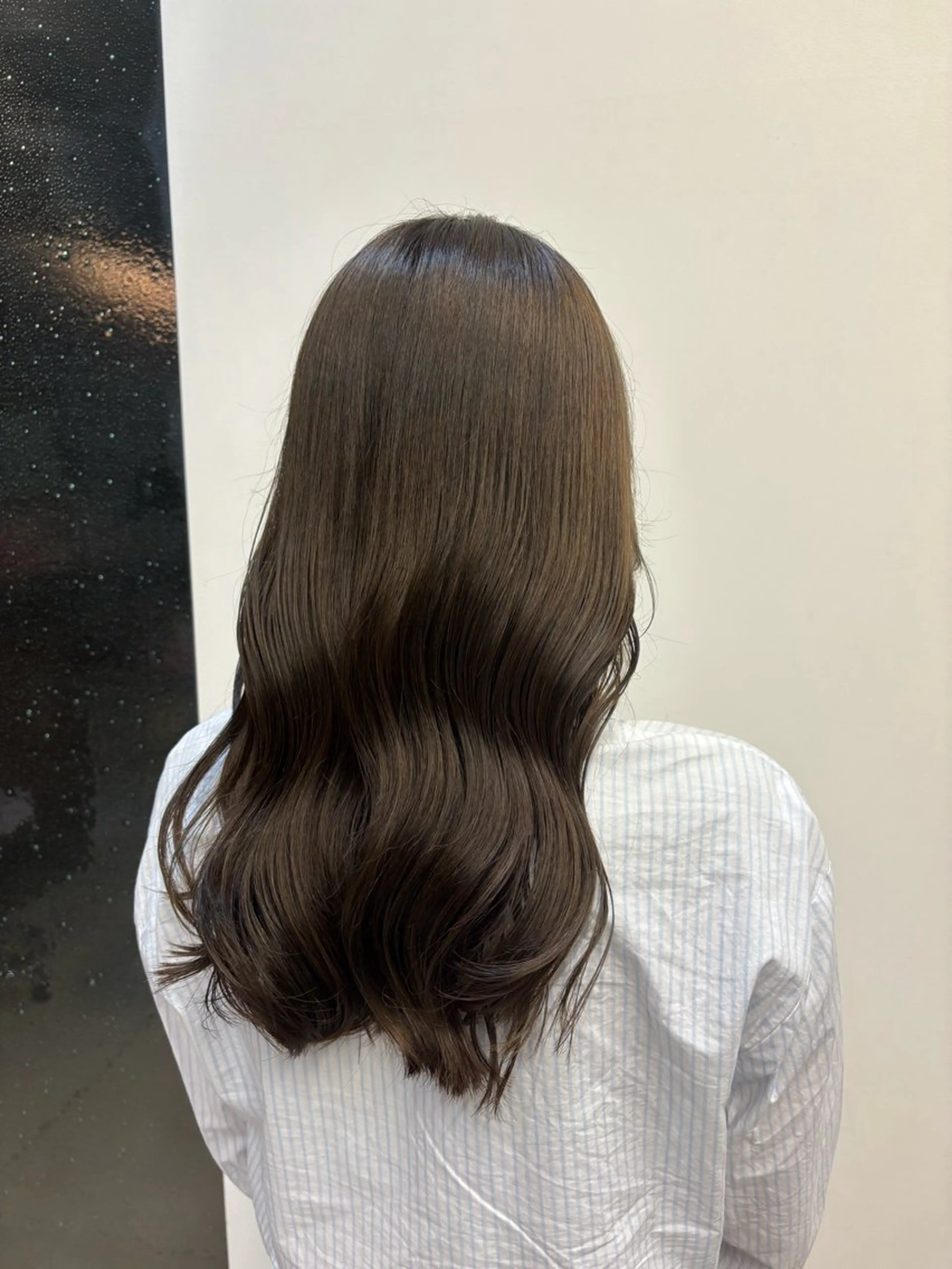 ロング カラー 水野 志保のヘアスタイル