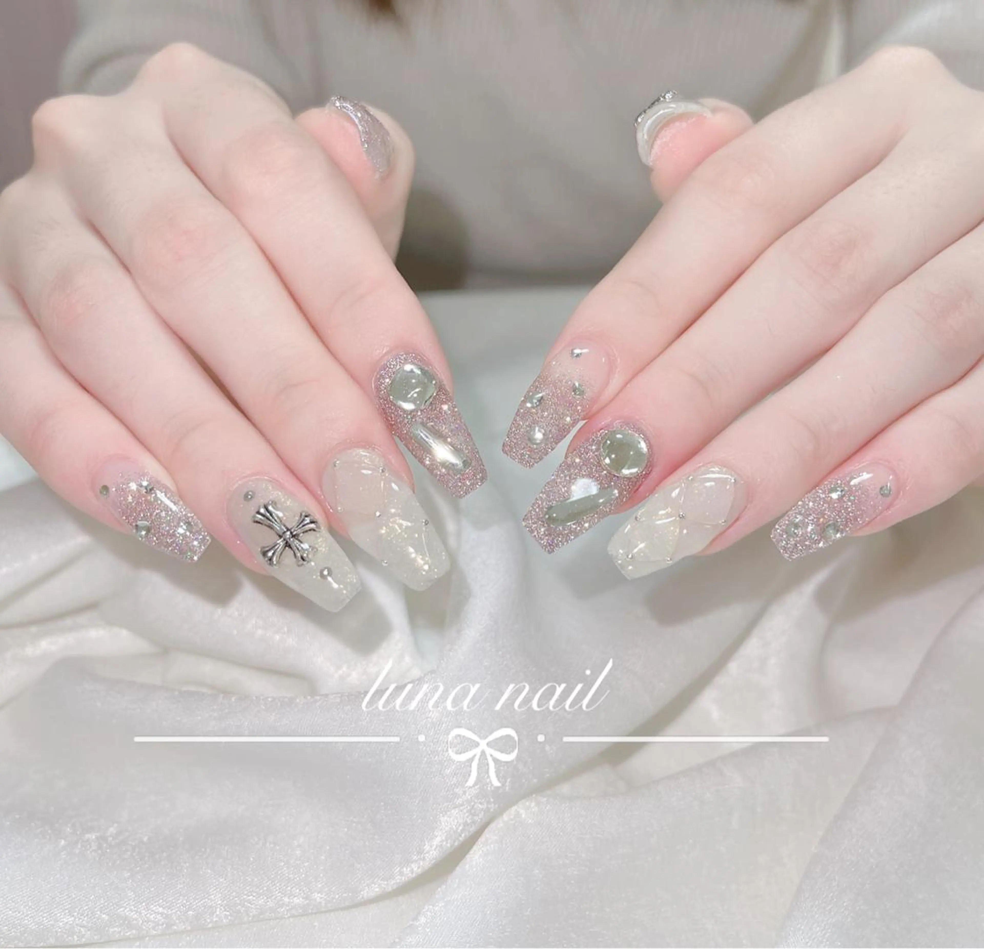 ネイル luna nail ＆eyelashのネイルデザイン