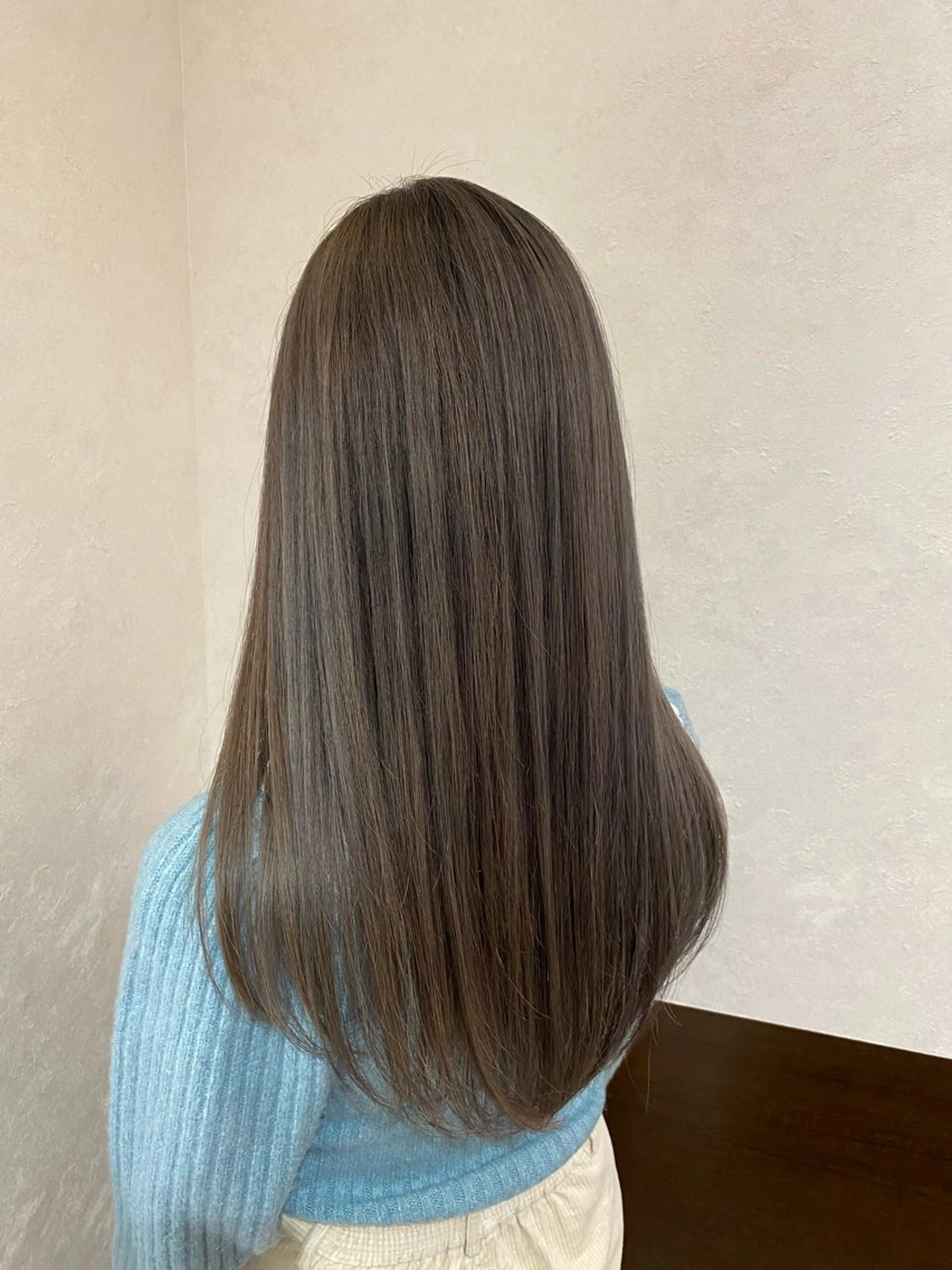 カラー 他店で断られた方歓迎 ブリーチ縮毛矯正のヘアスタイル