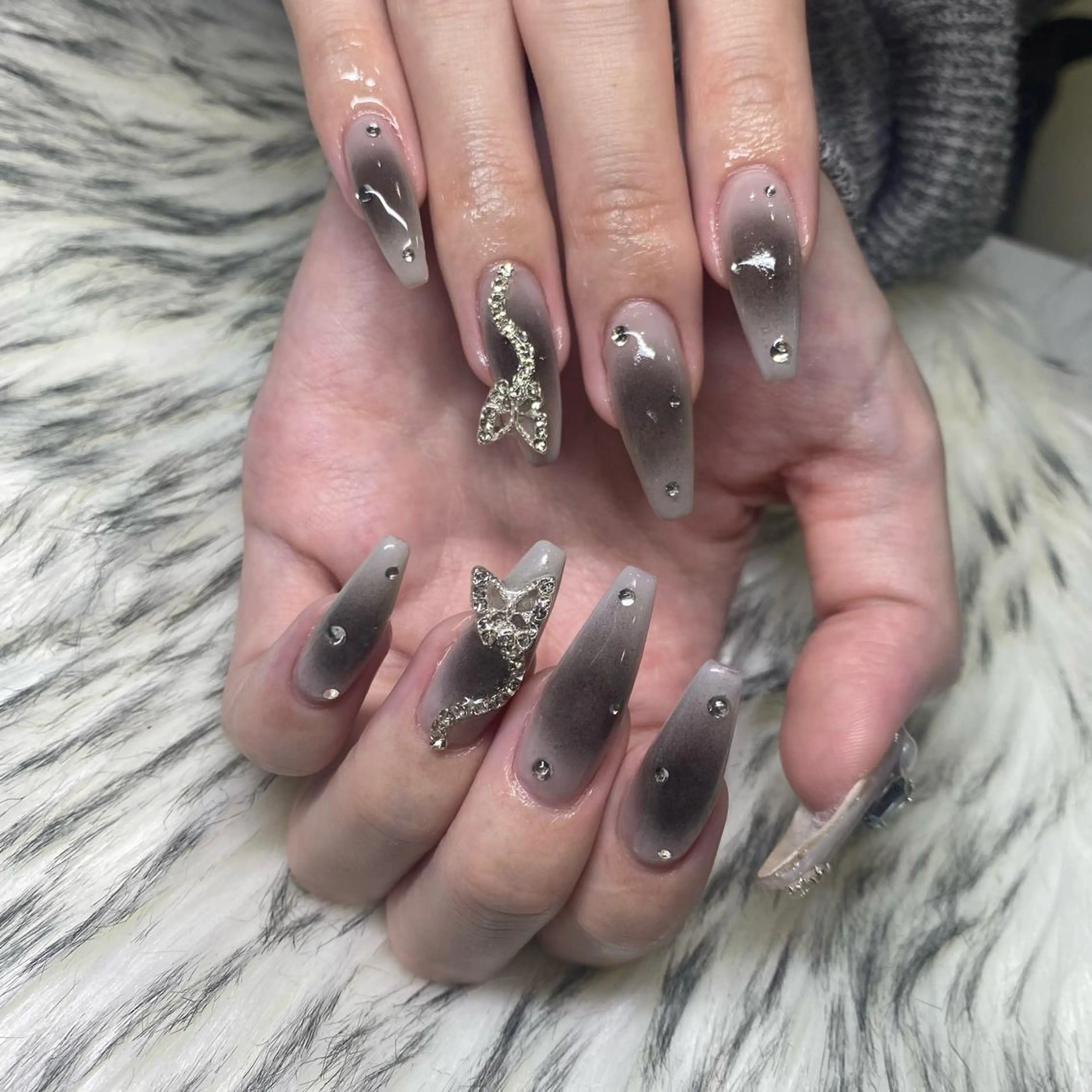 ネイル ハンドネイル lavieLuire アスカのネイルデザイン