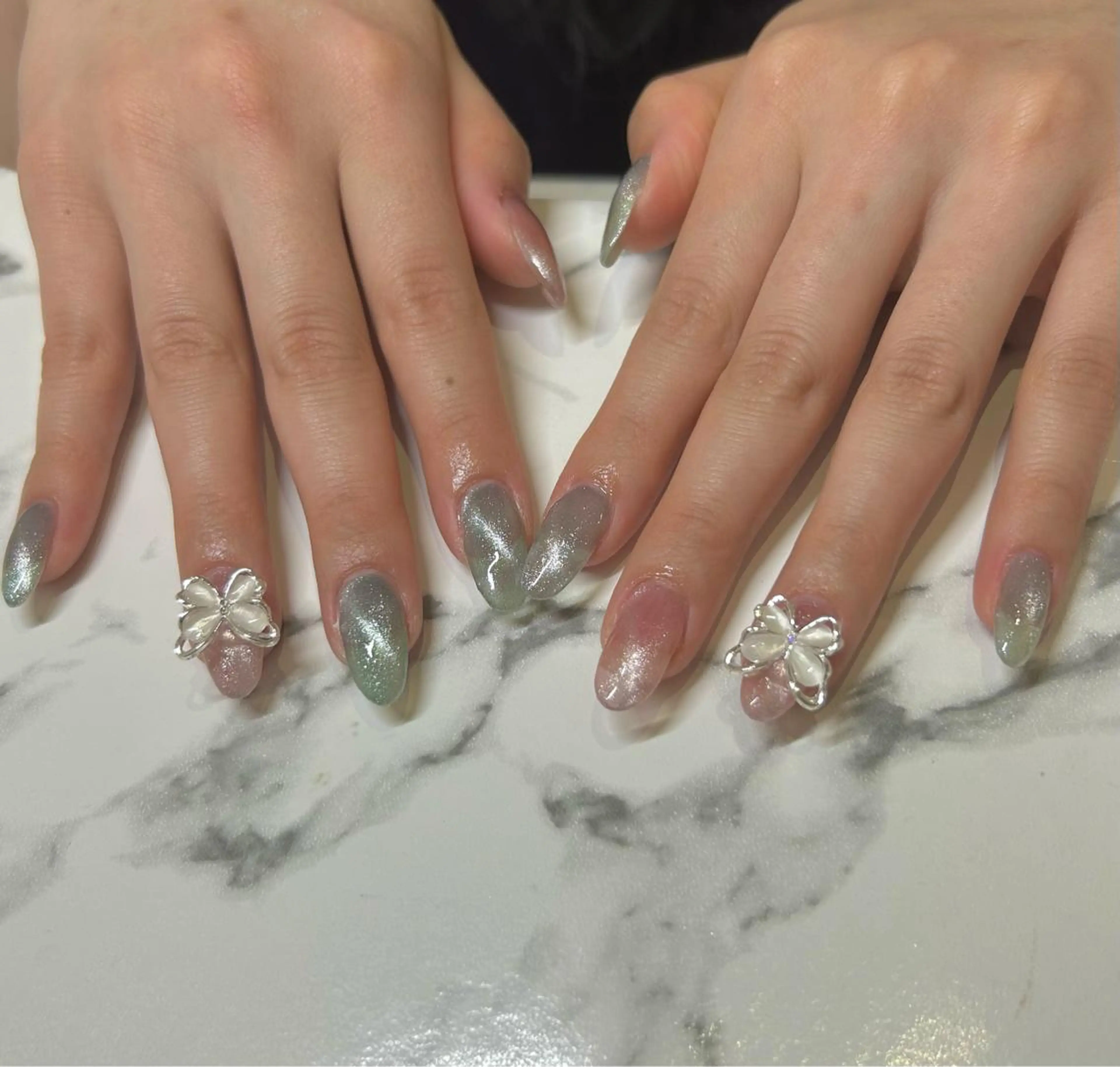 ネイル マグネットネイル onnail mikoのネイルデザイン