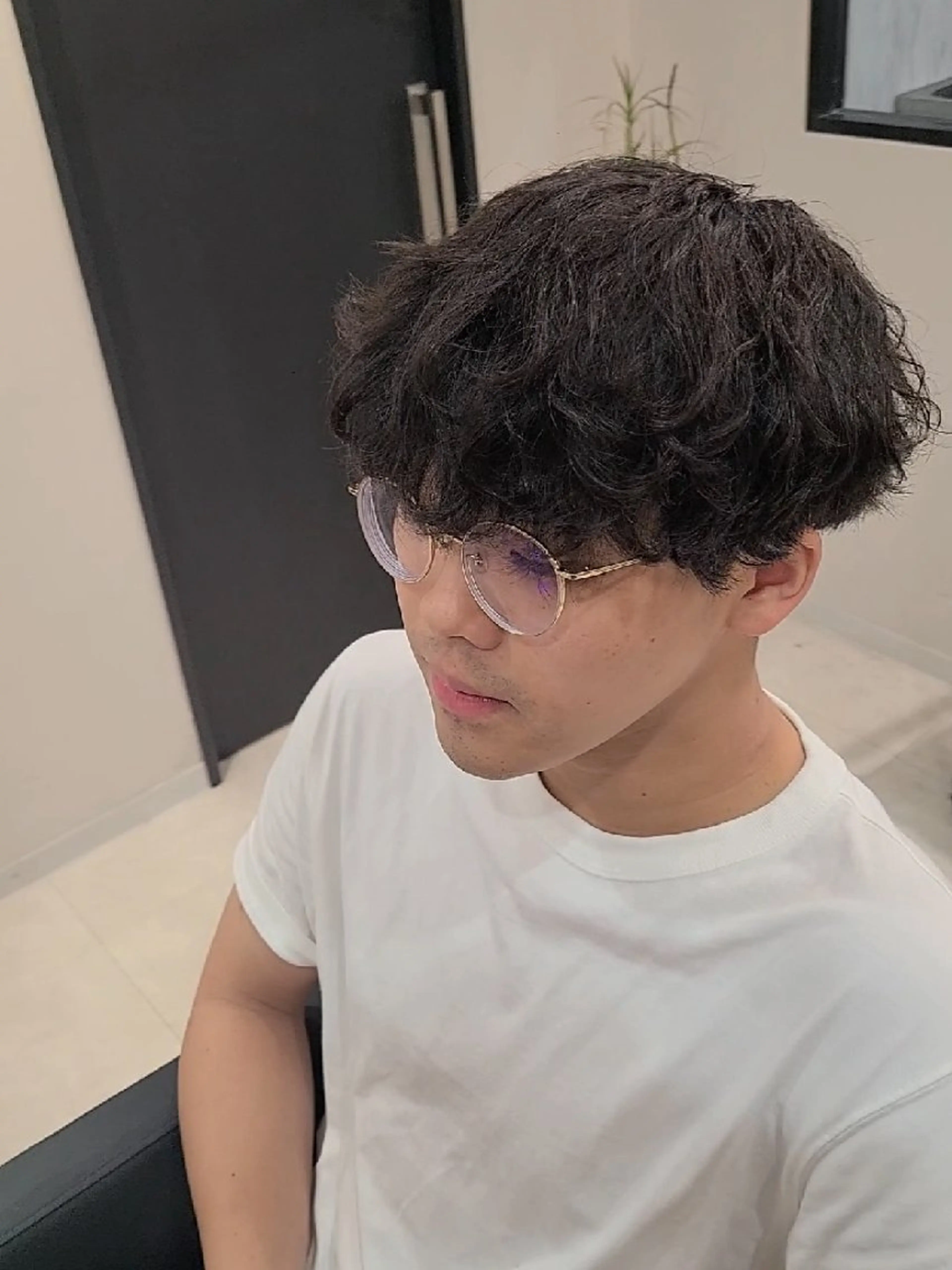 メンズ パーマ ミディアム ミディアムパーマ メンズパーマ くせ毛 カット パーマ ヘアセット Lapis 名古屋駅前店所属・LEN名古屋/パーマ メンズ特化美容師のヘアスタイル