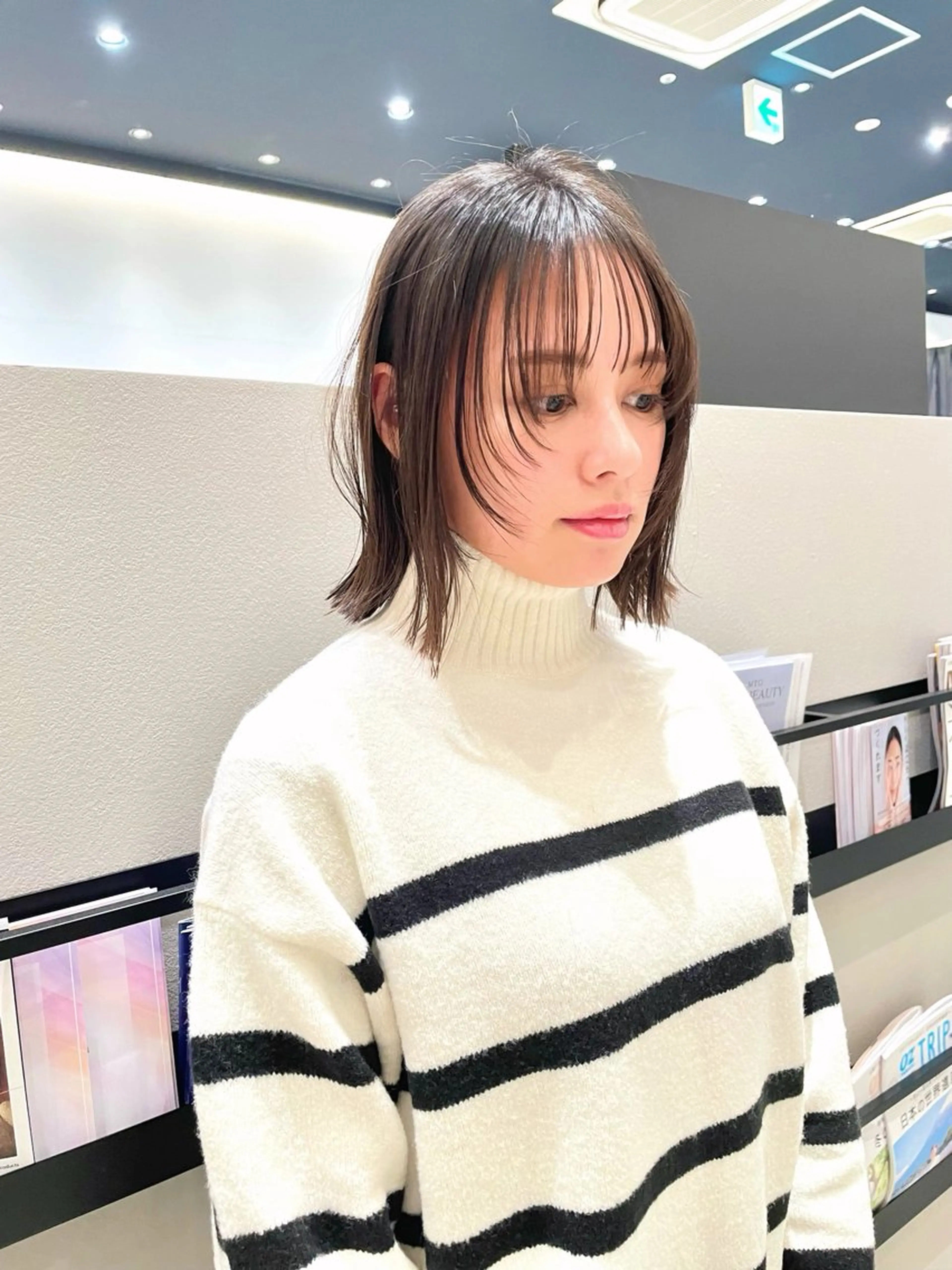 ミディアム 顔周りカット レイヤーカット 外ハネヘア BELLA/天王寺/ 似合わせ/木浦心のヘアスタイル