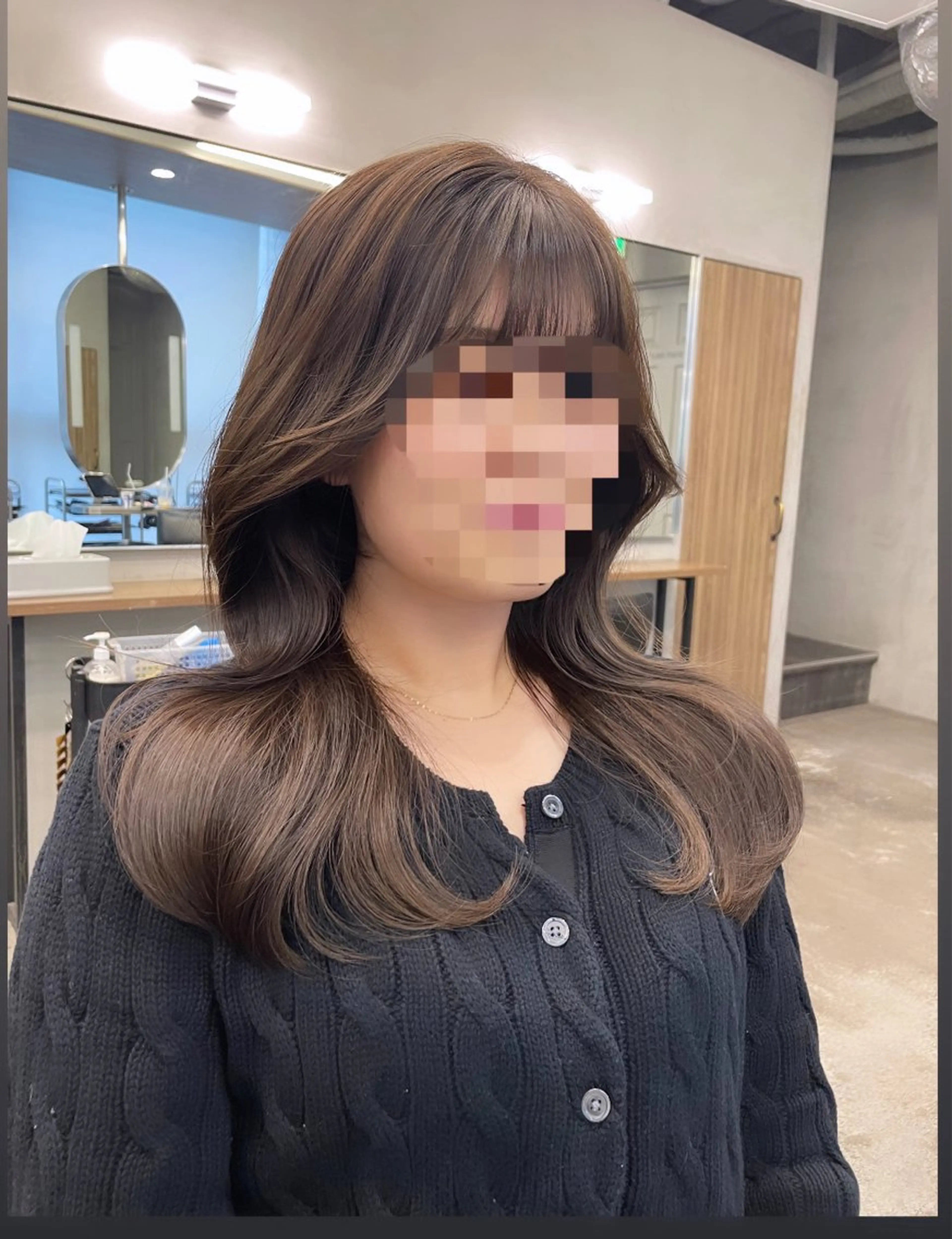 セミロング カラー カット ヘアカラー トリートメント 韓国ヘア🦋レイヤー 小林優のヘアスタイル