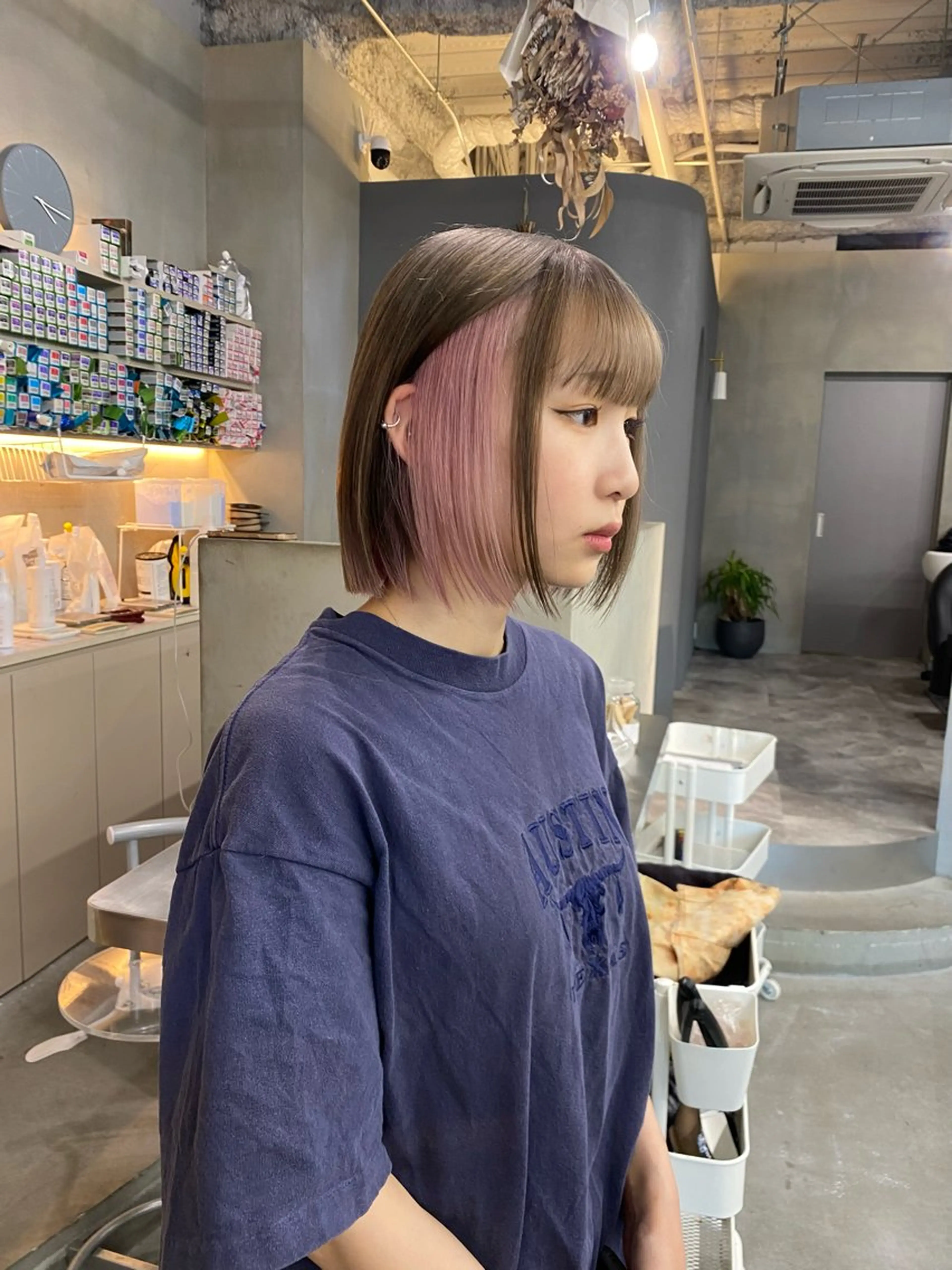 ショート カラー ヘアカラー qulim所属・前橋 姫奈のヘアスタイル