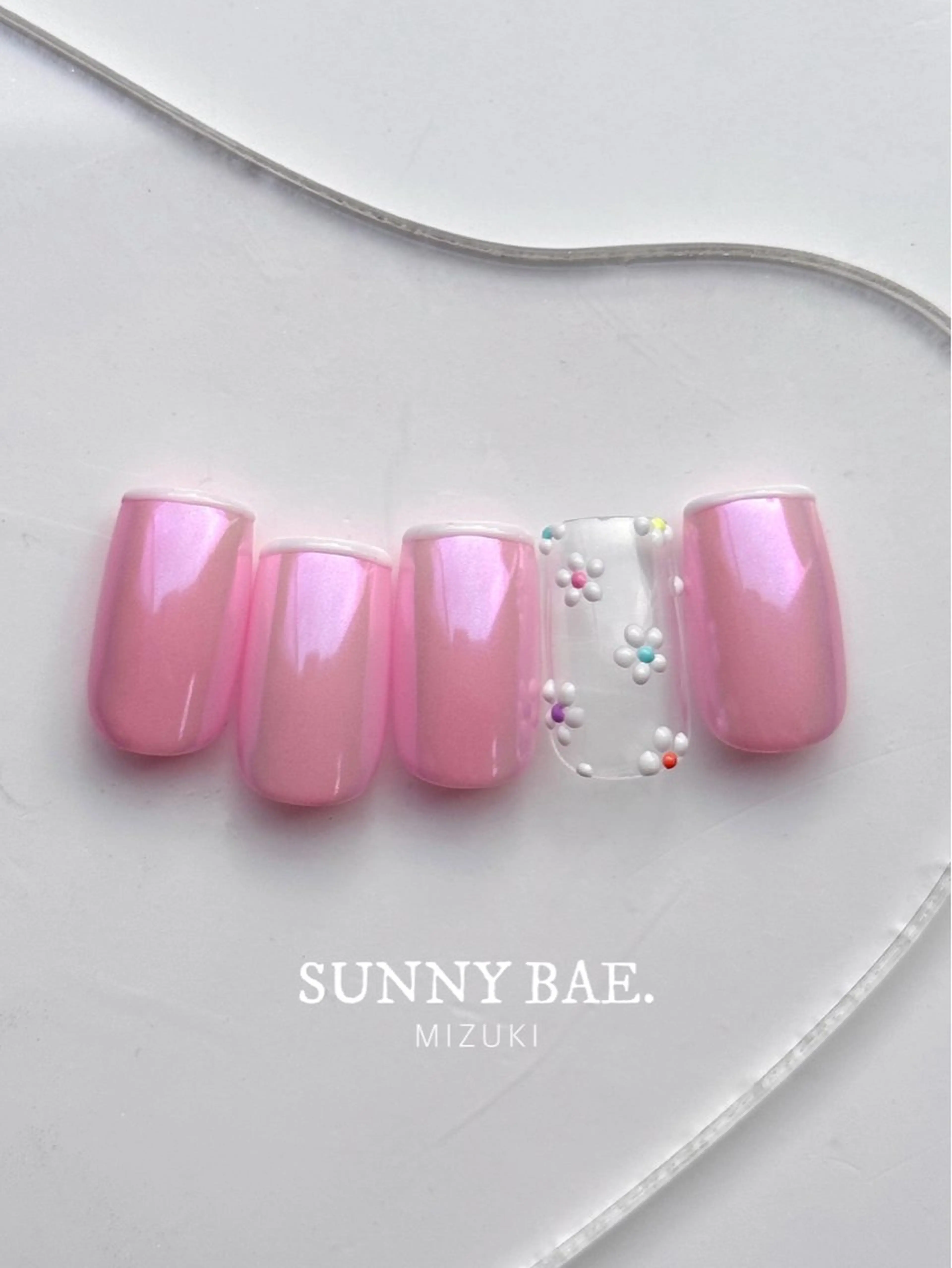ネイル アートネイル オーロラネイル フラワーネイル フレンチネイル ピンク ハンドネイル SUNNY BAE. 🌼MIZUKIのネイルデザイン