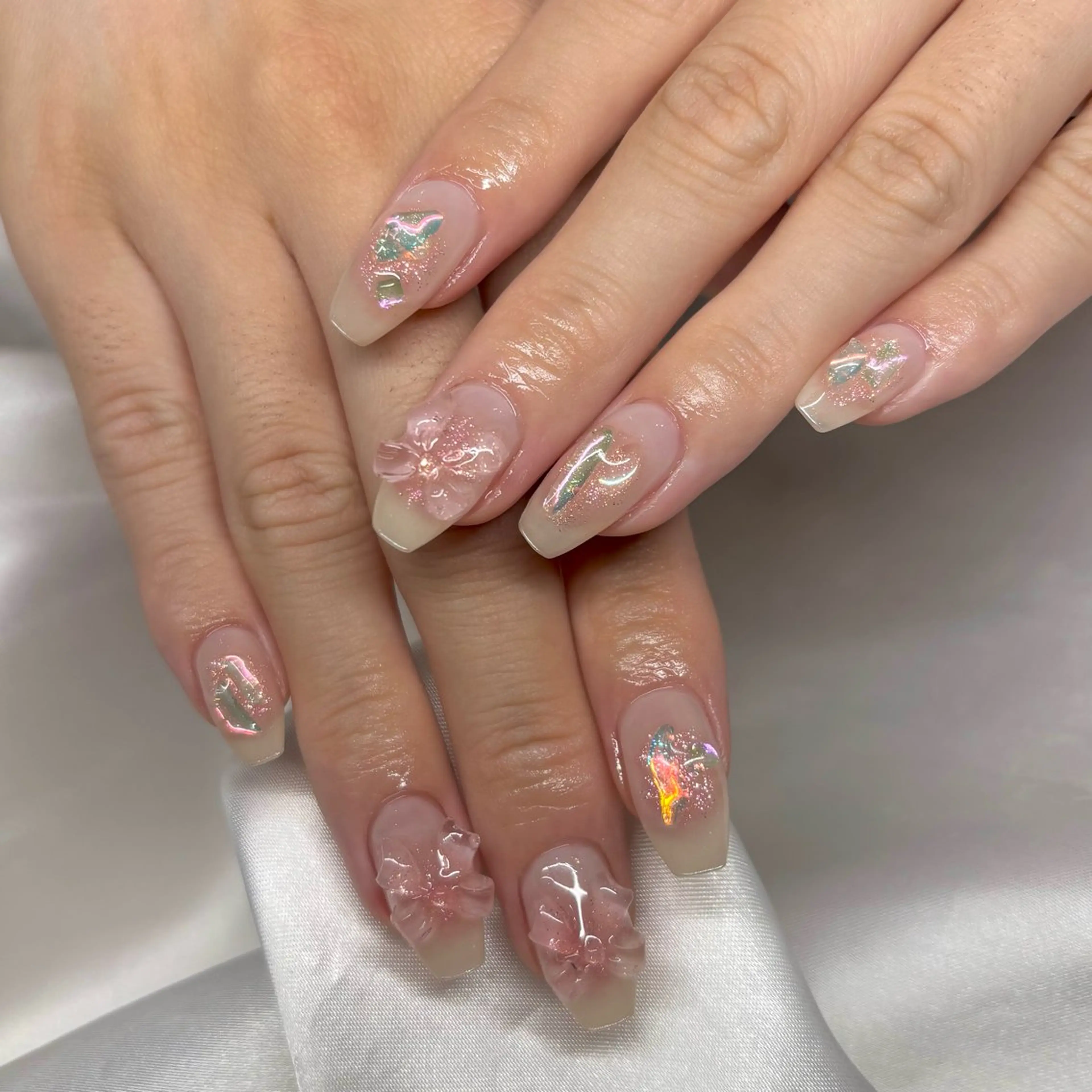ネイル ハンドネイル . 未來のネイルデザイン