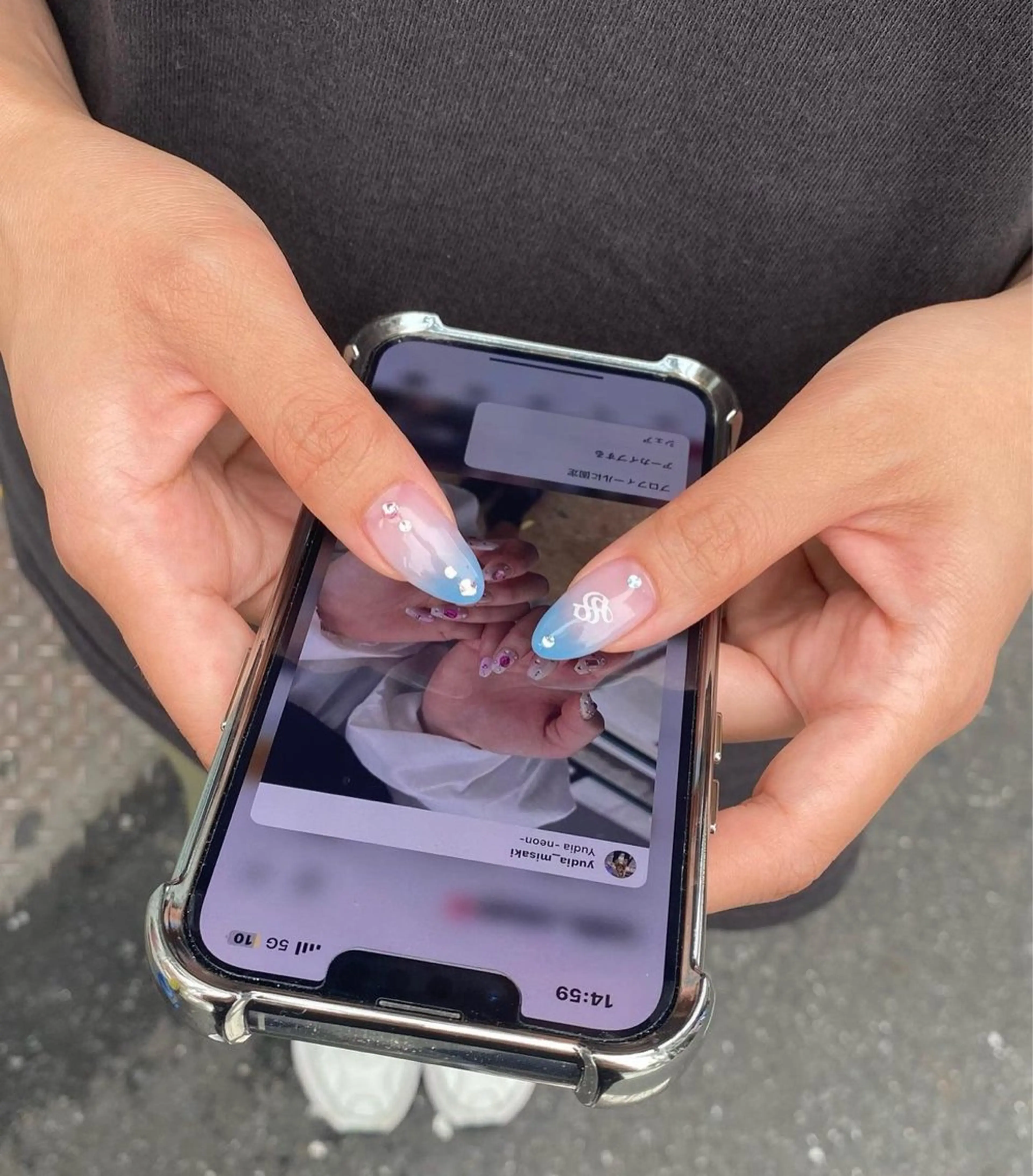 ネイル オーロラネイル フレンチネイル ジェルネイル 持ち込み パラジェル LeaLea nails.のネイルデザイン