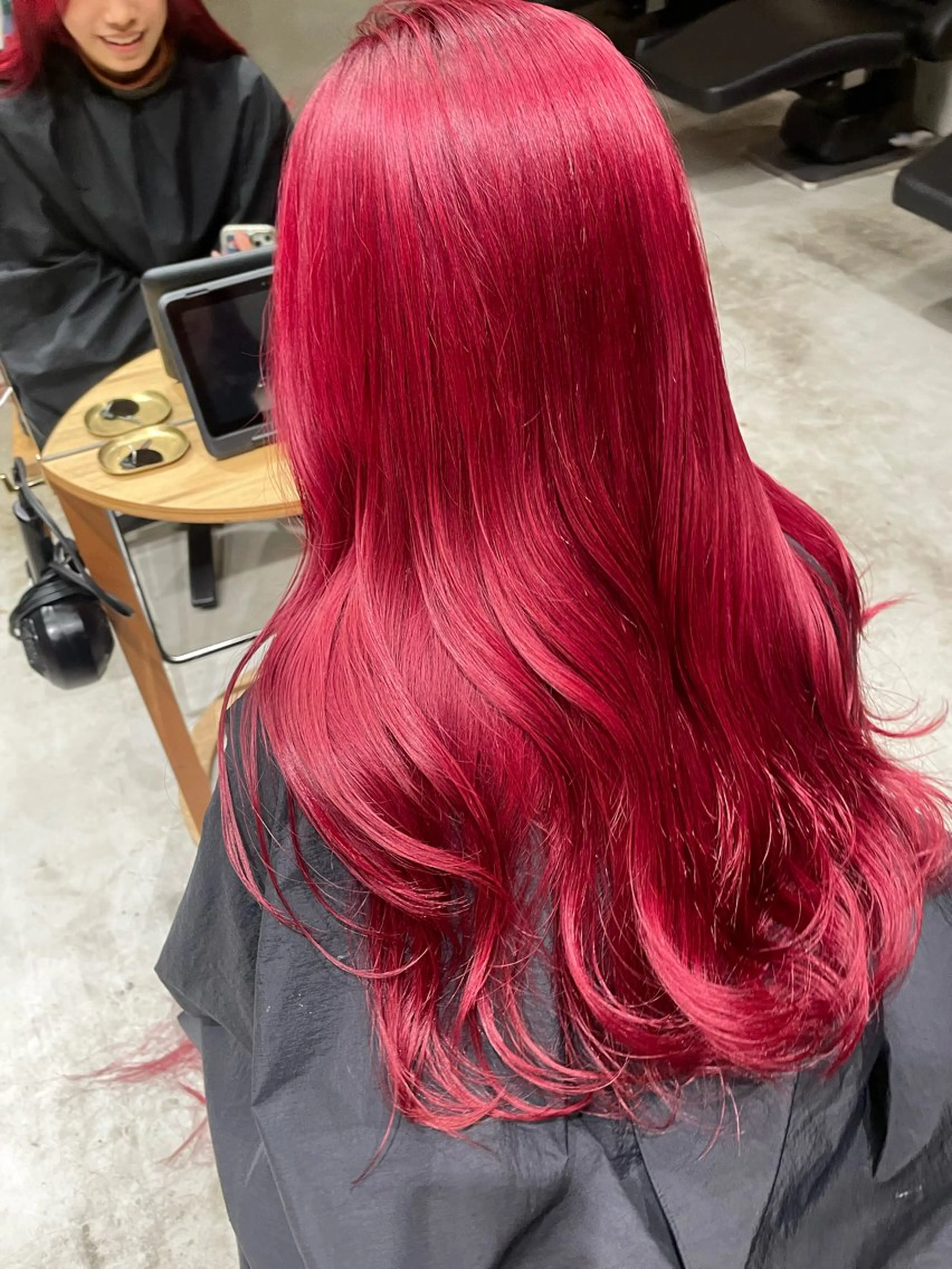 カラー wewe: momoeのヘアスタイル