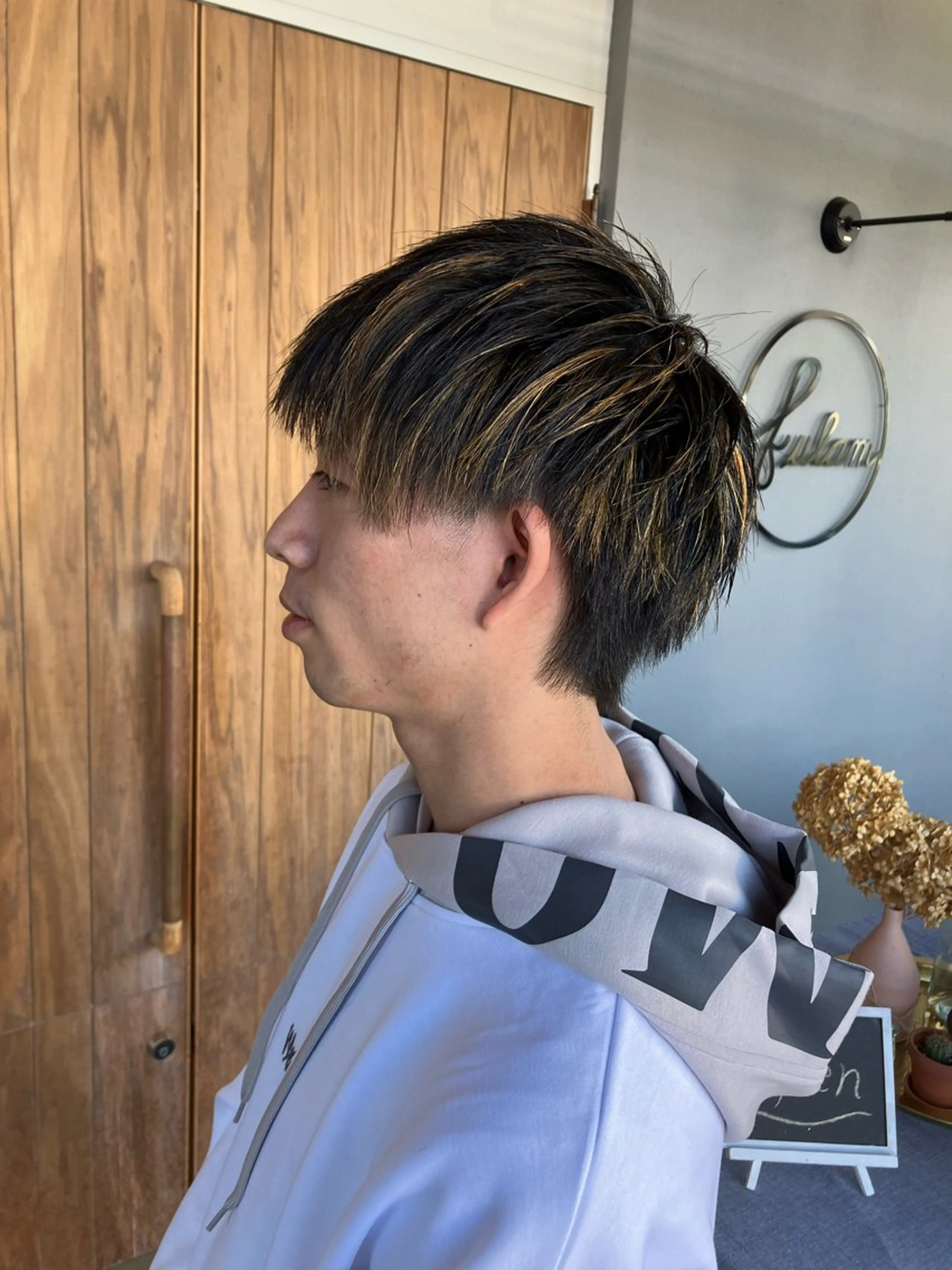 ショート カラー メンズ メンズハイライト ハイライトカラー ハイライト カット ヘアカラー 佐藤悠生/ メンズカット．パーマのヘアスタイル